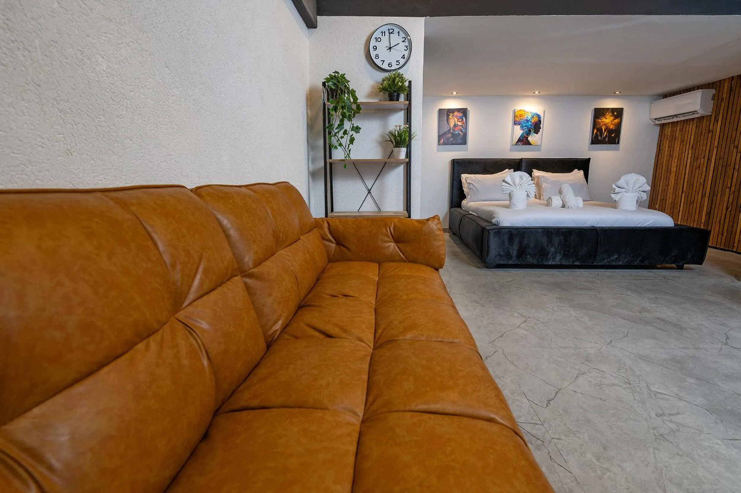 Bed in Lago Suites Hotel