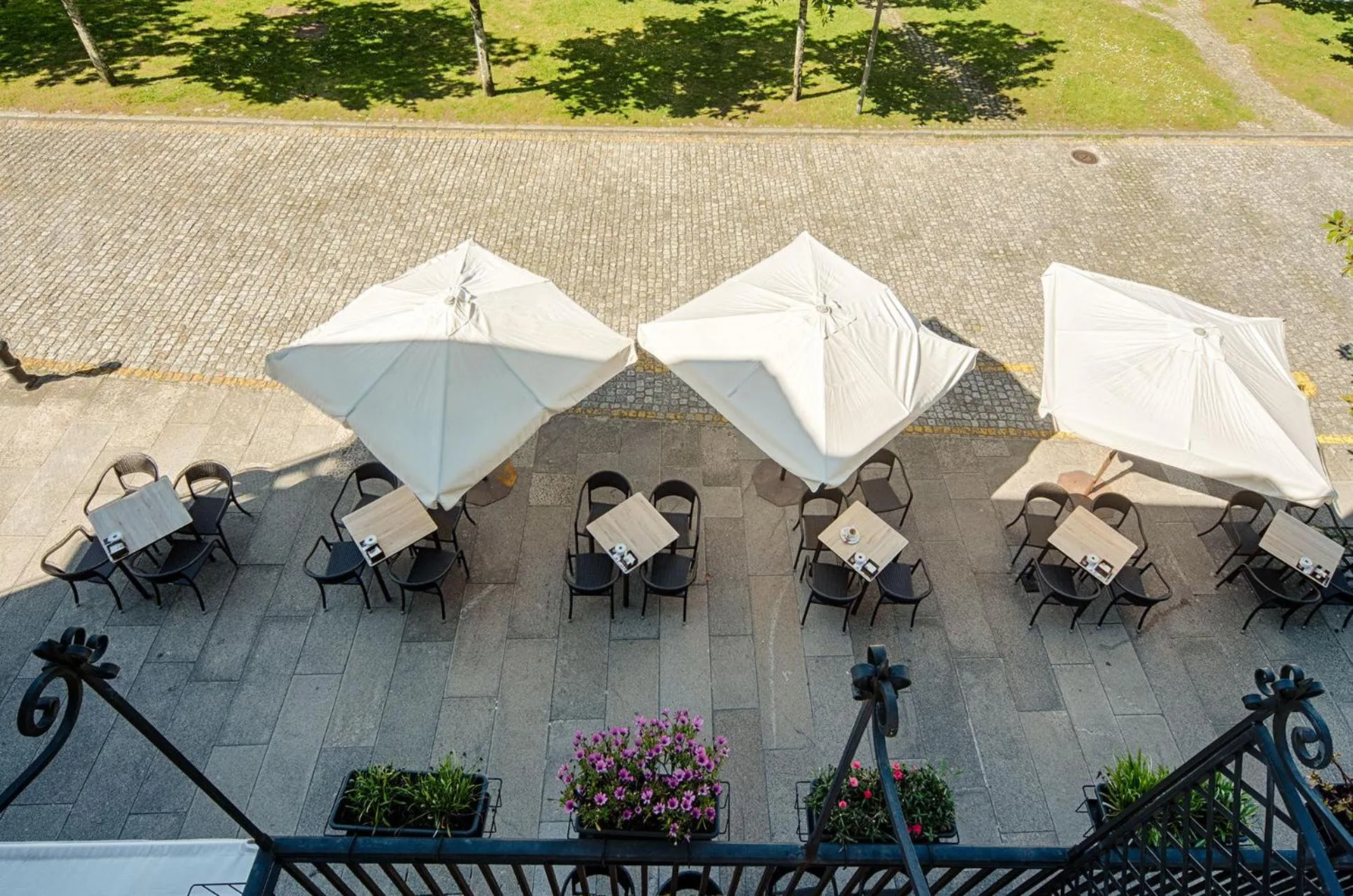 Facade/entrance in PR 25 de Julio