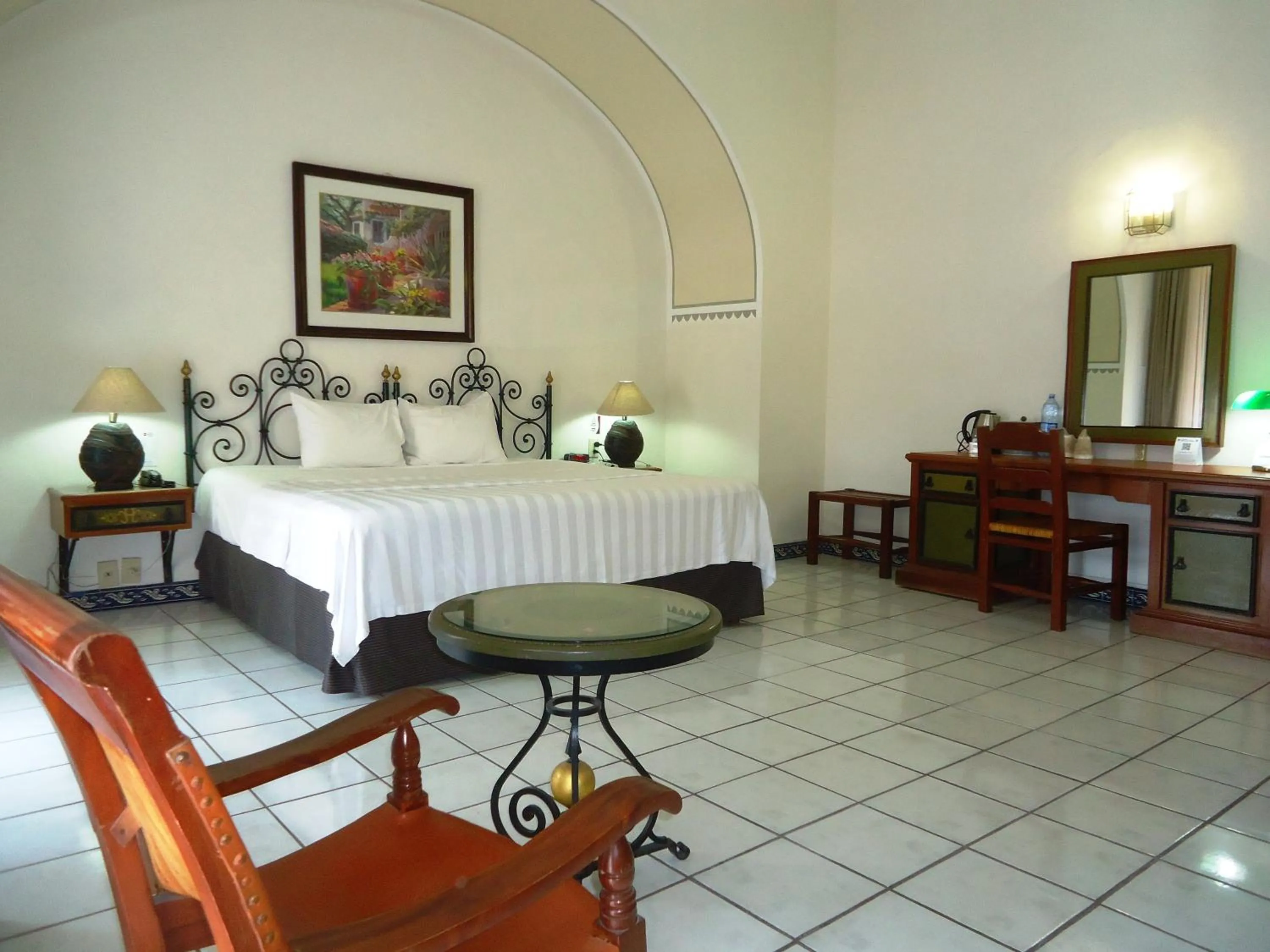 Photo of the whole room, Bed in Hotel Concierge Plaza Colima