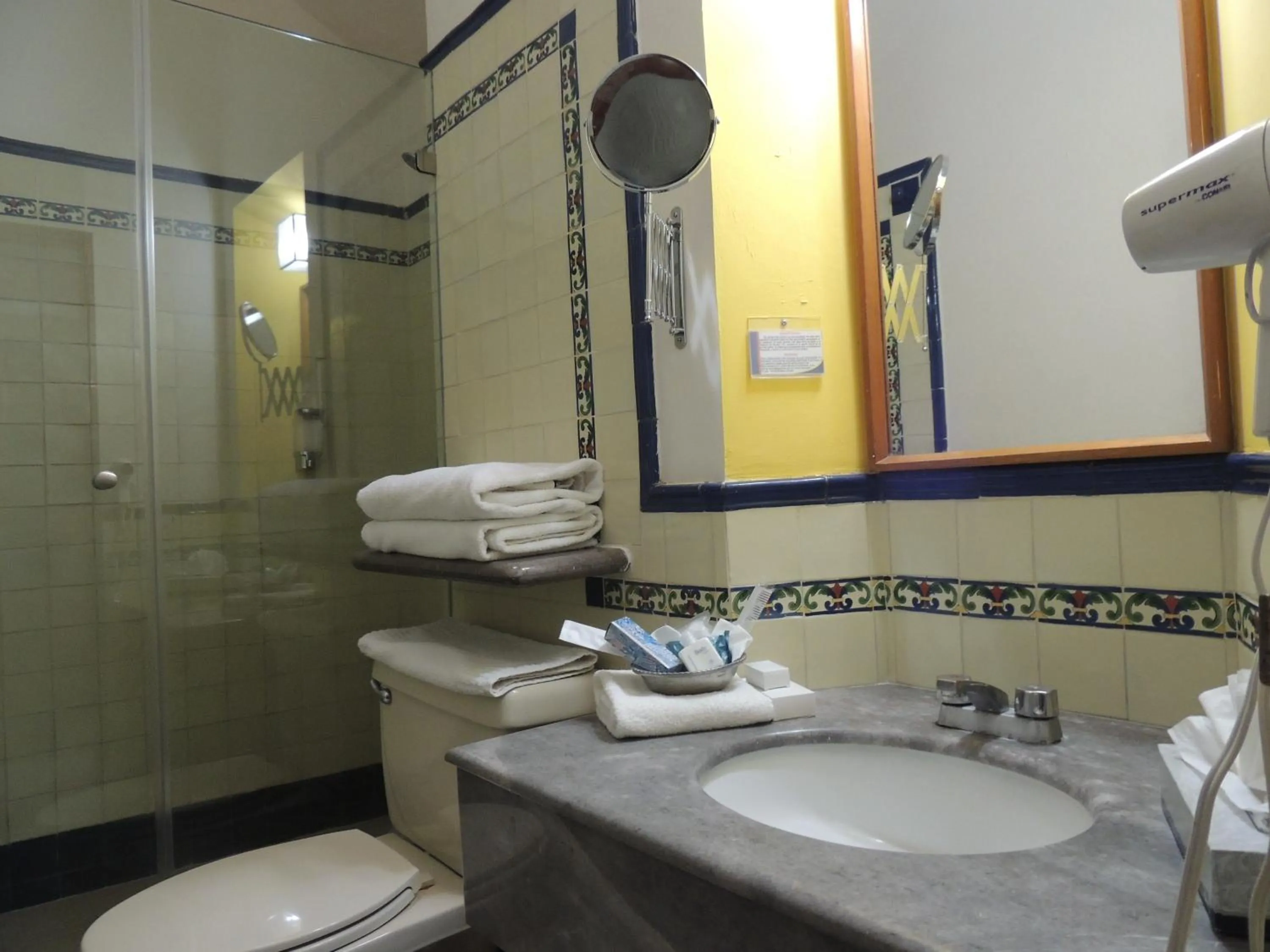 Bathroom in Hotel Concierge Plaza Colima