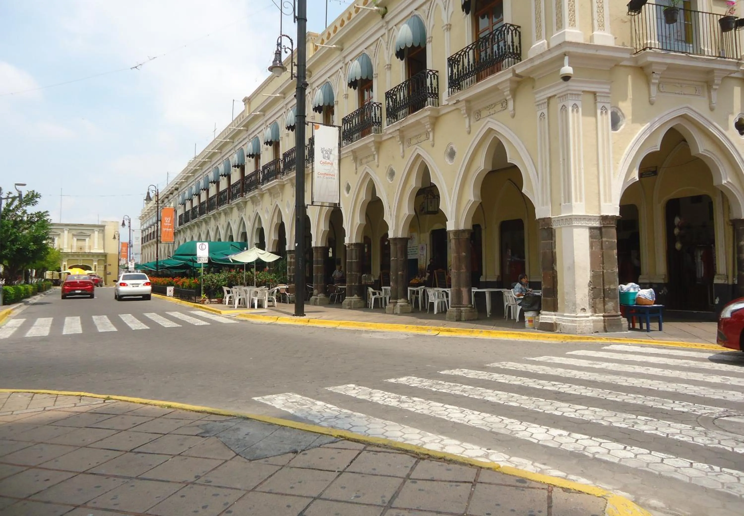Facade/entrance in Hotel Concierge Plaza Colima