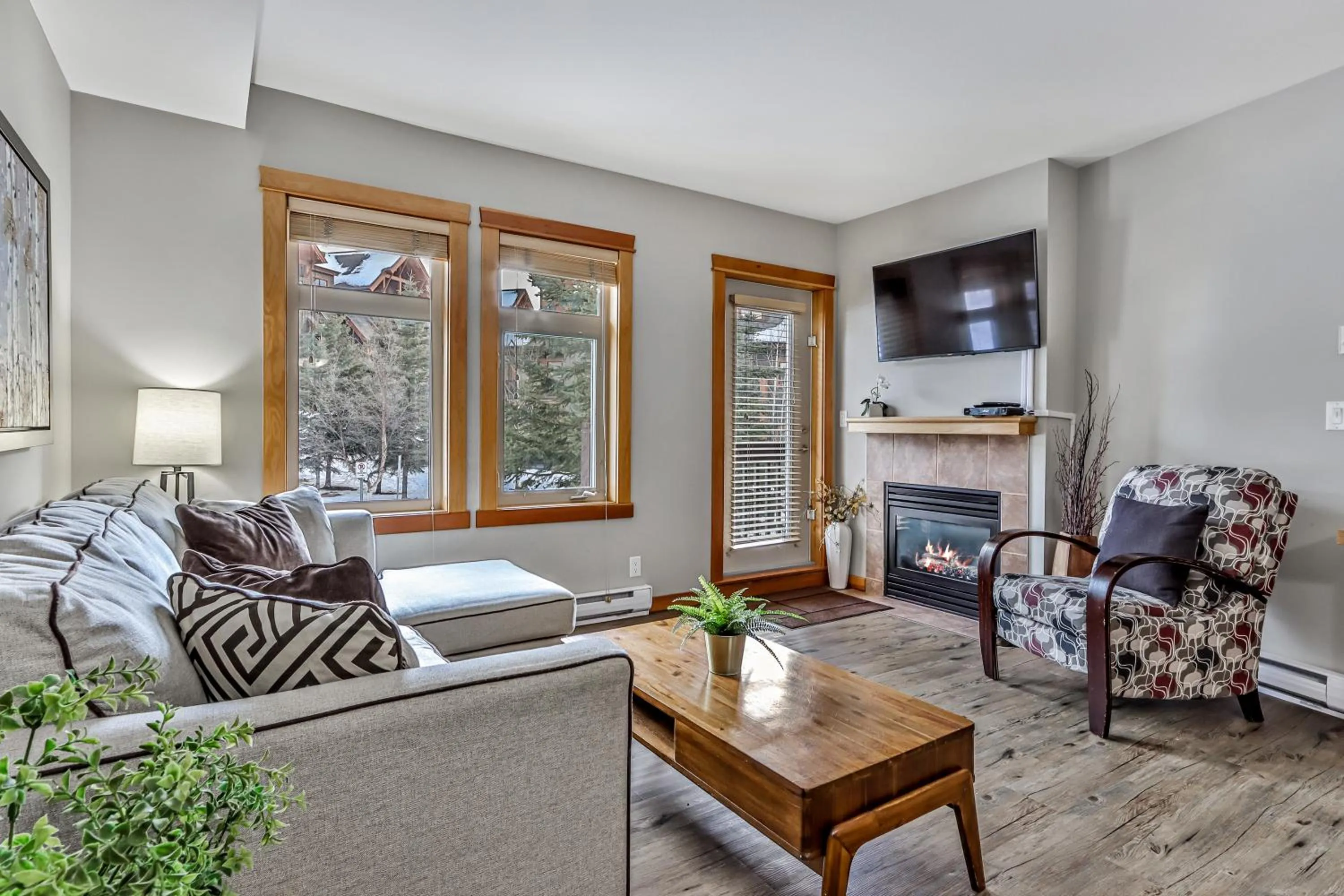 TV and multimedia in Suites with Pool & Hot tubs managed by Little Sister Getaways