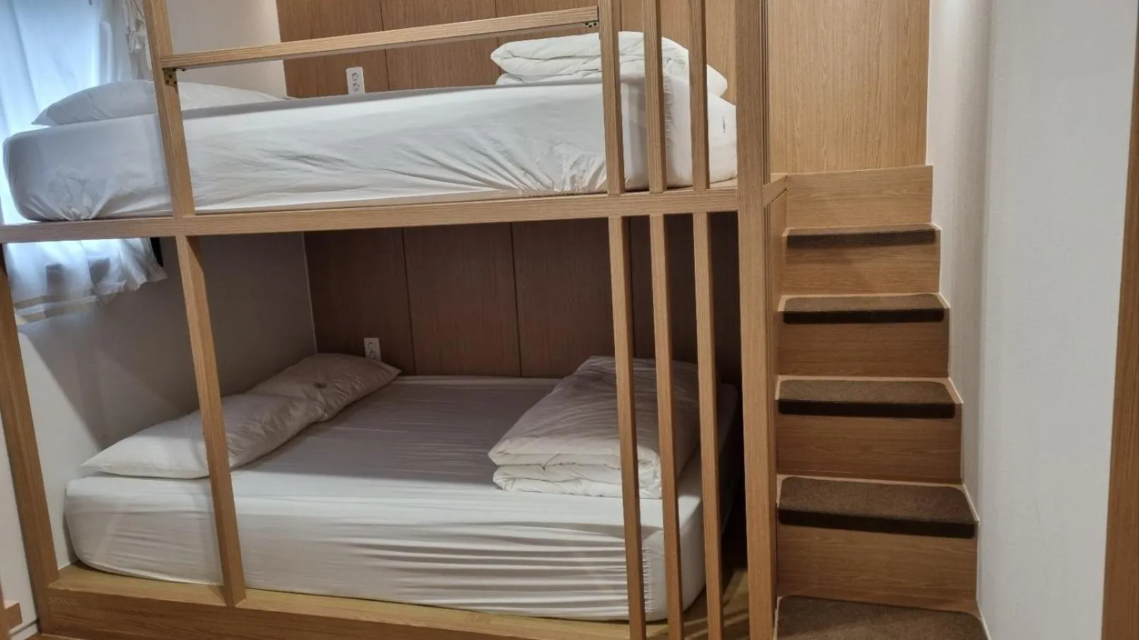 Bed in Hotel Kyungsung