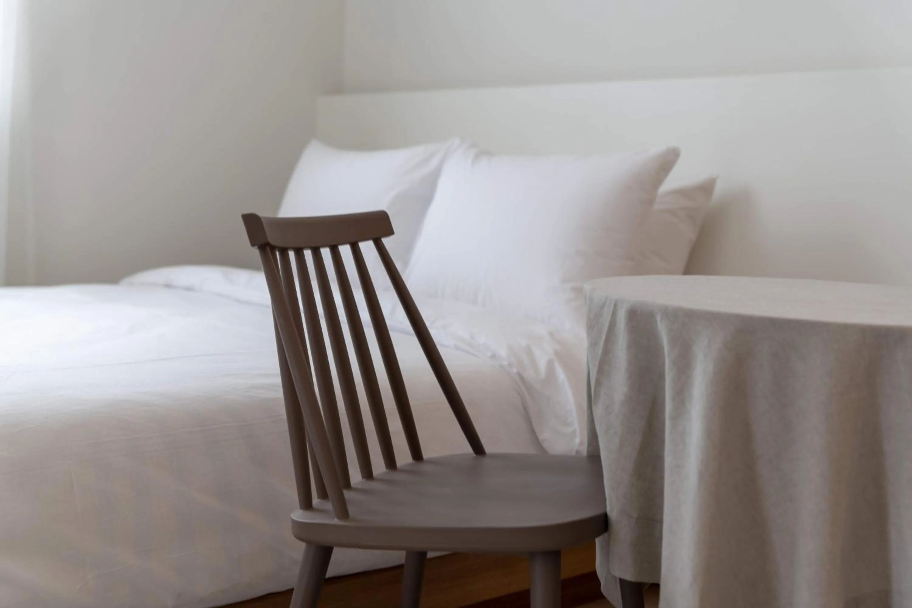 Decorative detail, Bed in Hotel Kyungsung
