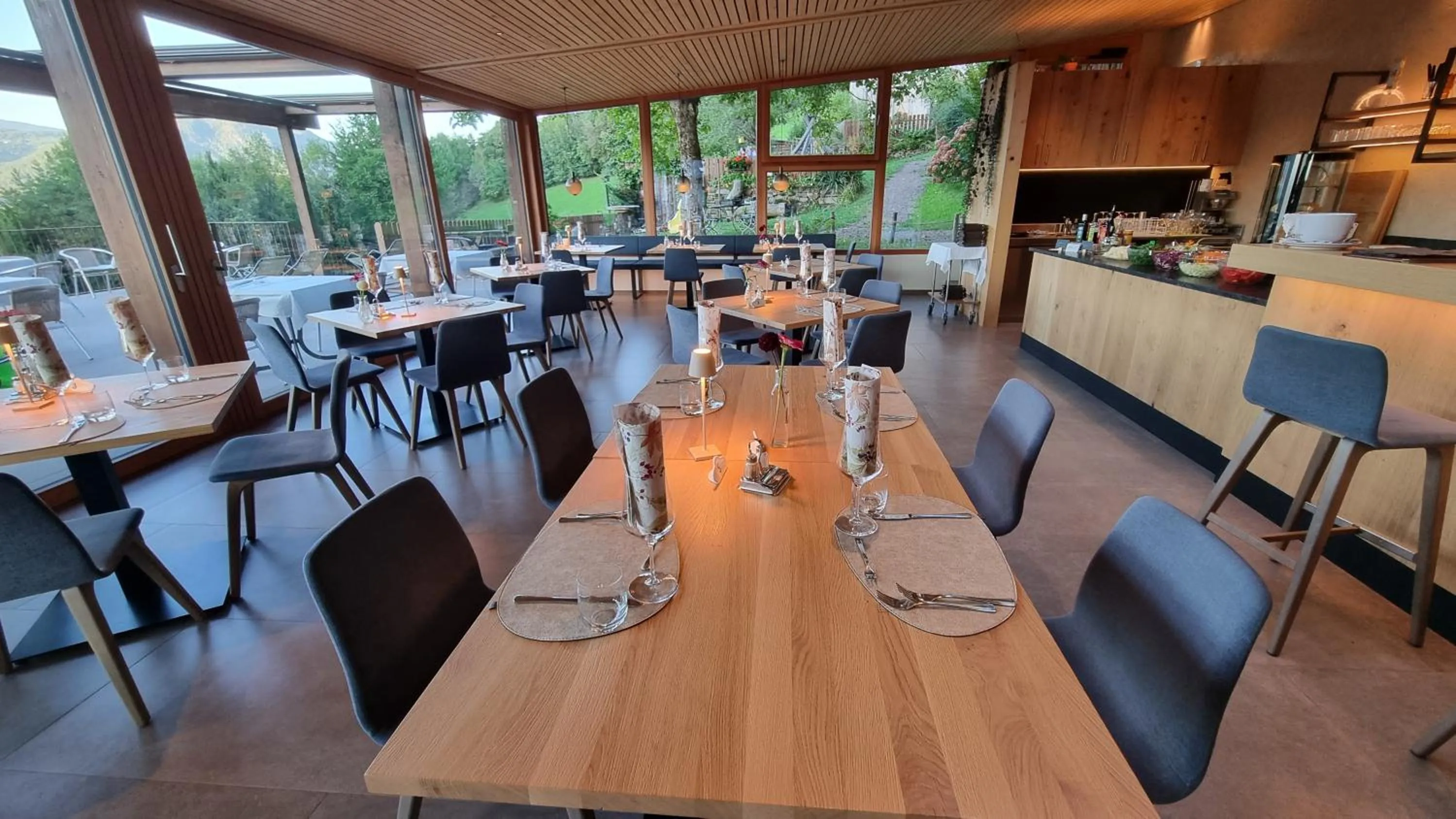 Restaurant/places to eat in Bad St Isidor