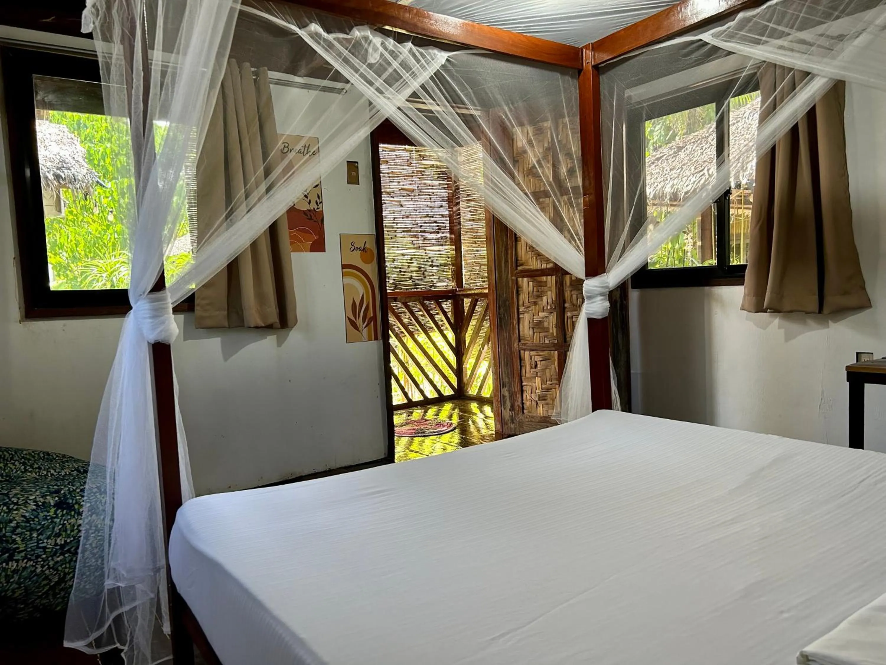 Photo of the whole room, Bed in Ilakai Hostel