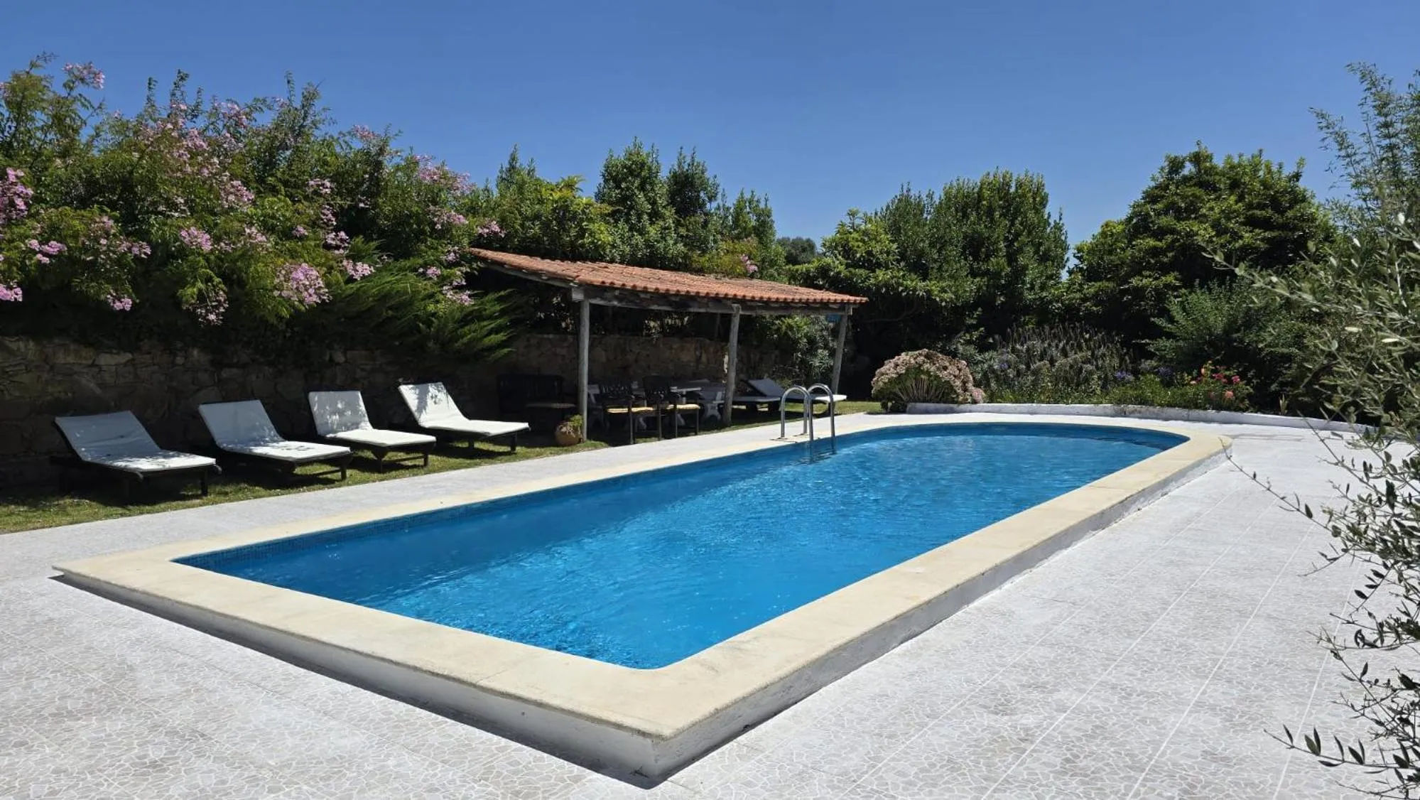 Swimming pool in Porto Monte