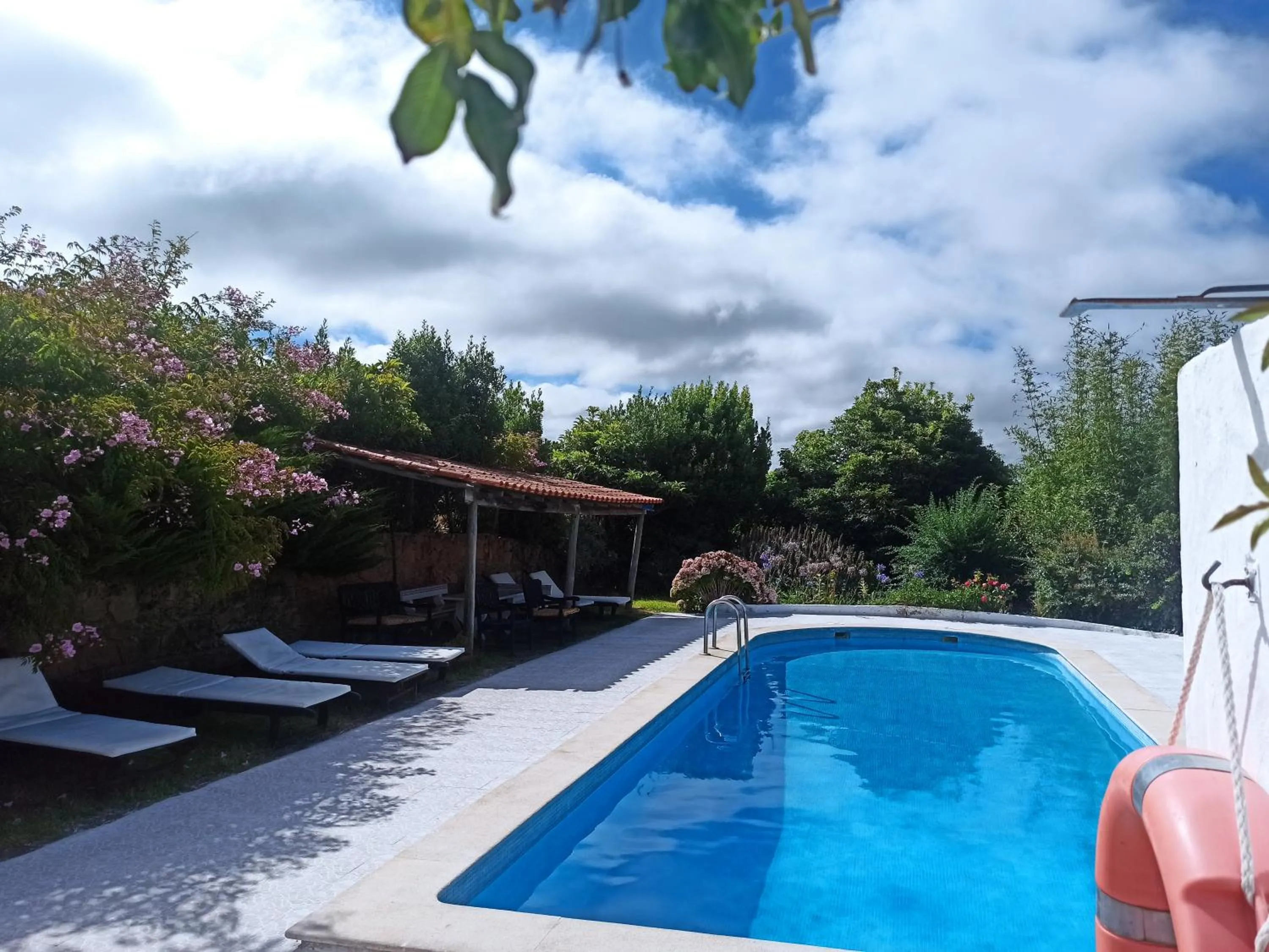 Pool view in Porto Monte