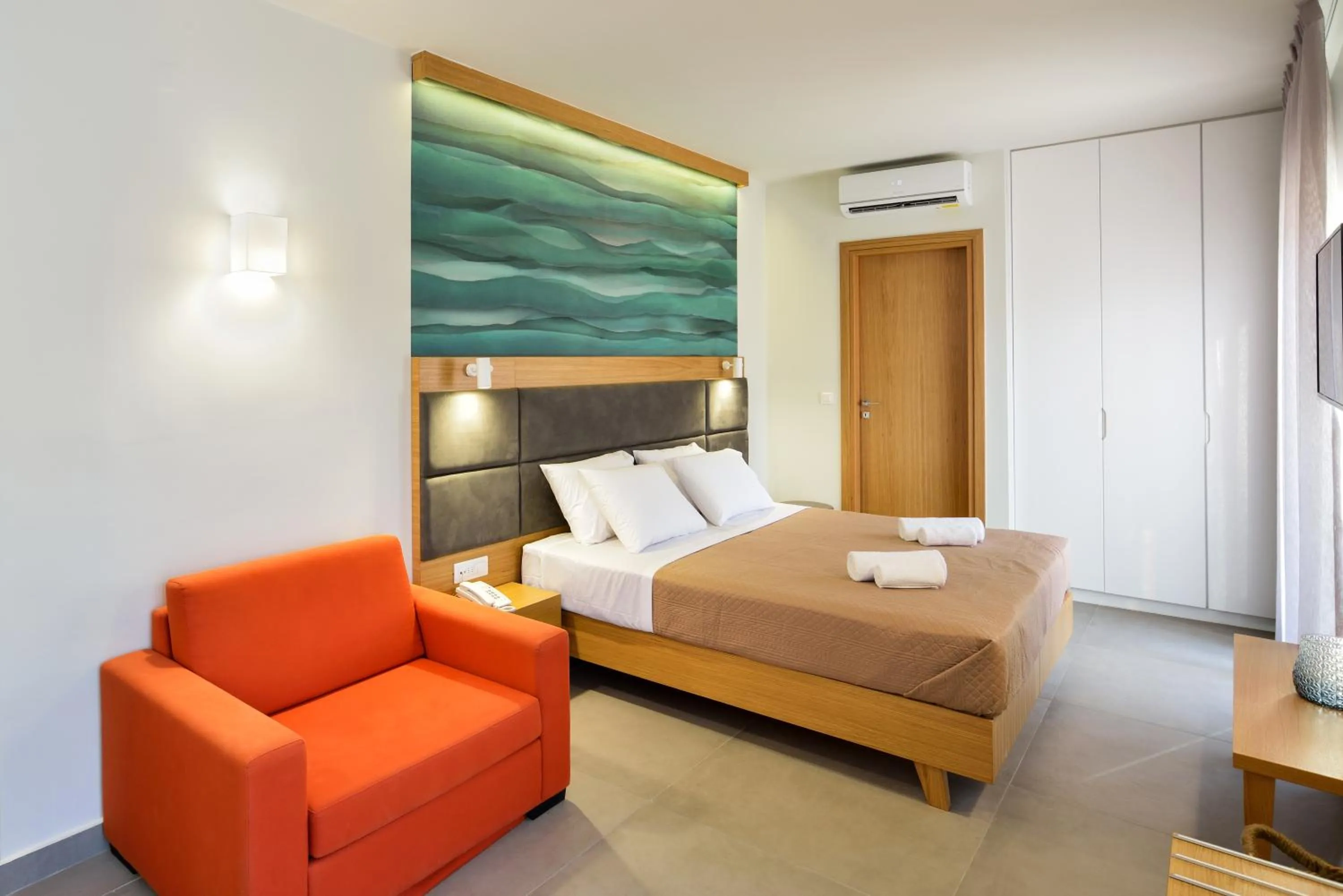 Photo of the whole room, Bed in Elia Kalamaki Hotel