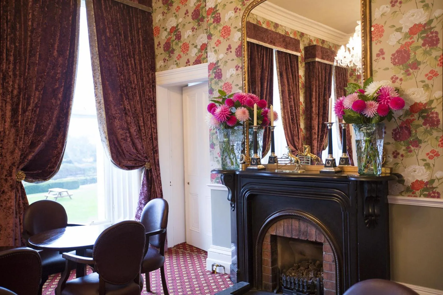 Lounge or bar in Hotel Minella & Leisure Centre