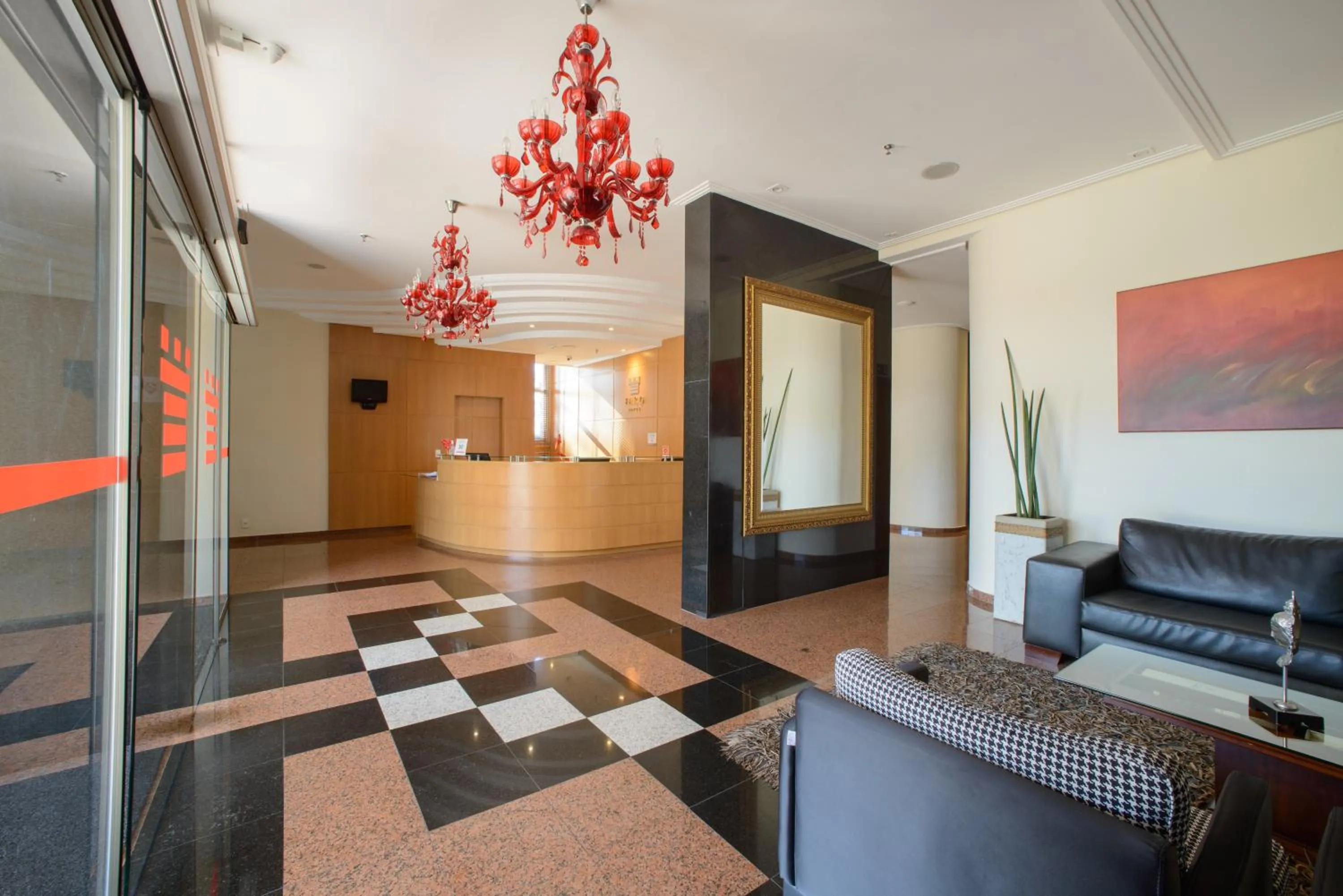 Lobby or reception in Faro Hotel São José dos Campos