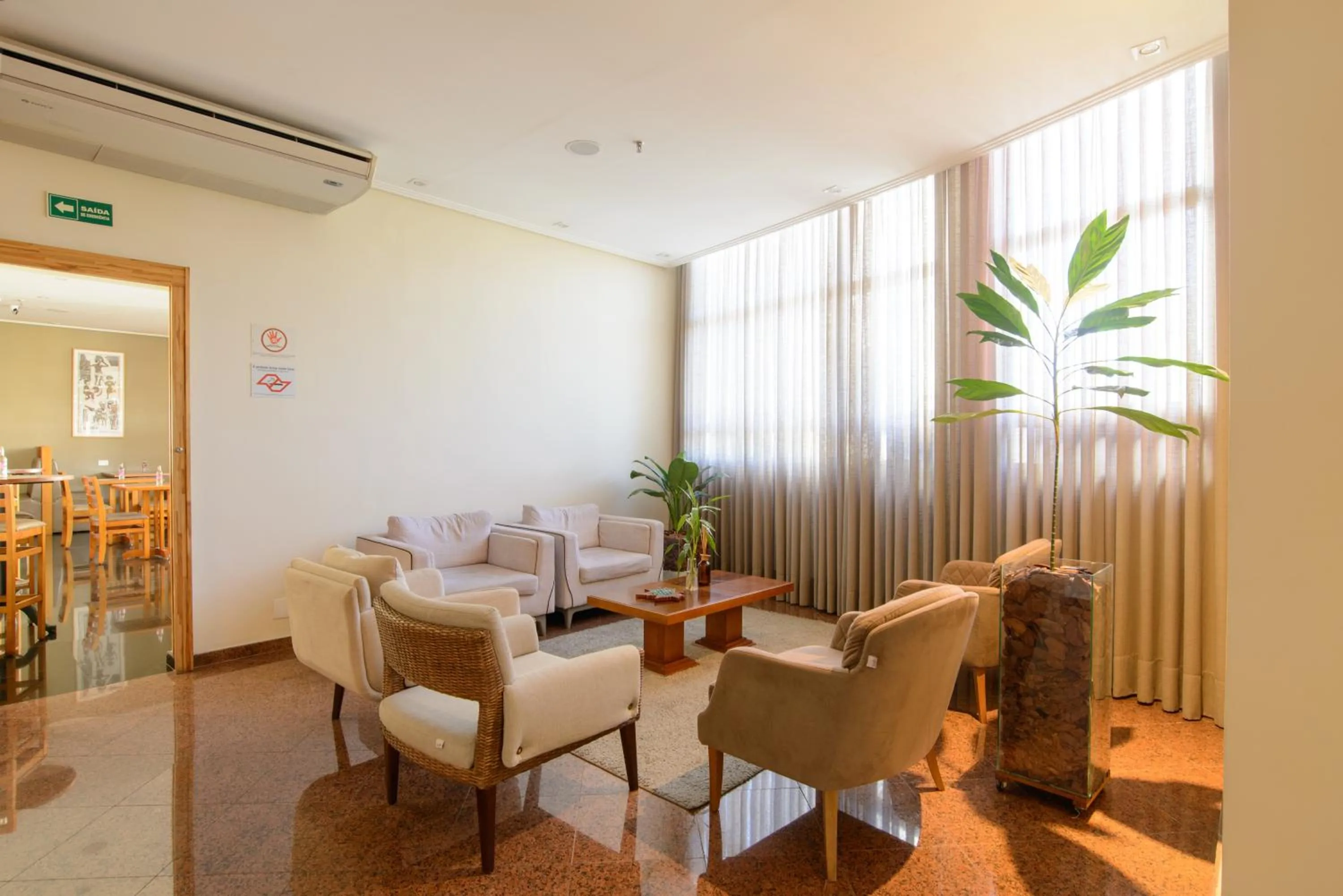 Living room in Faro Hotel São José dos Campos