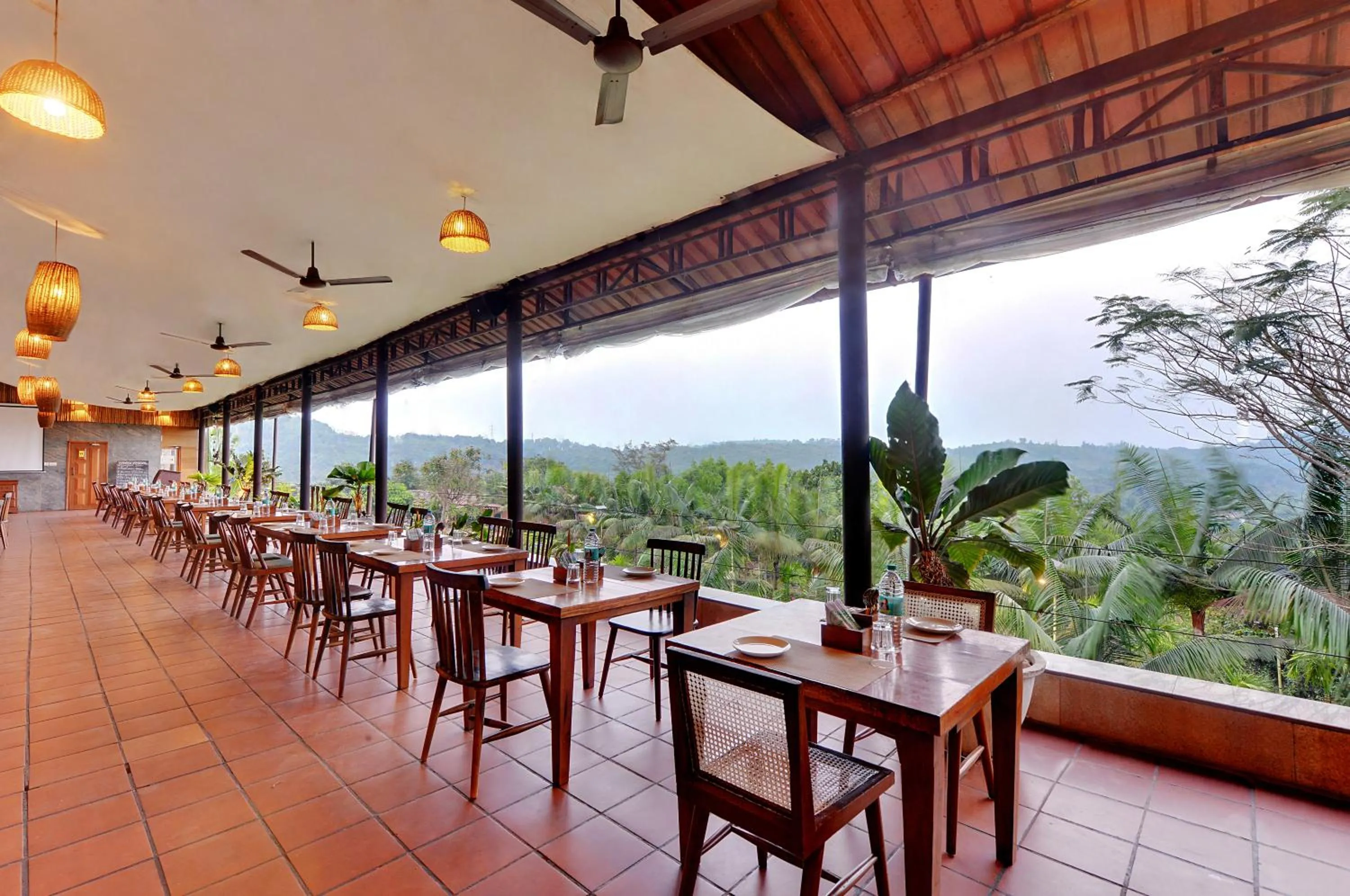 Restaurant/places to eat in The Estate Resort , Mangalore