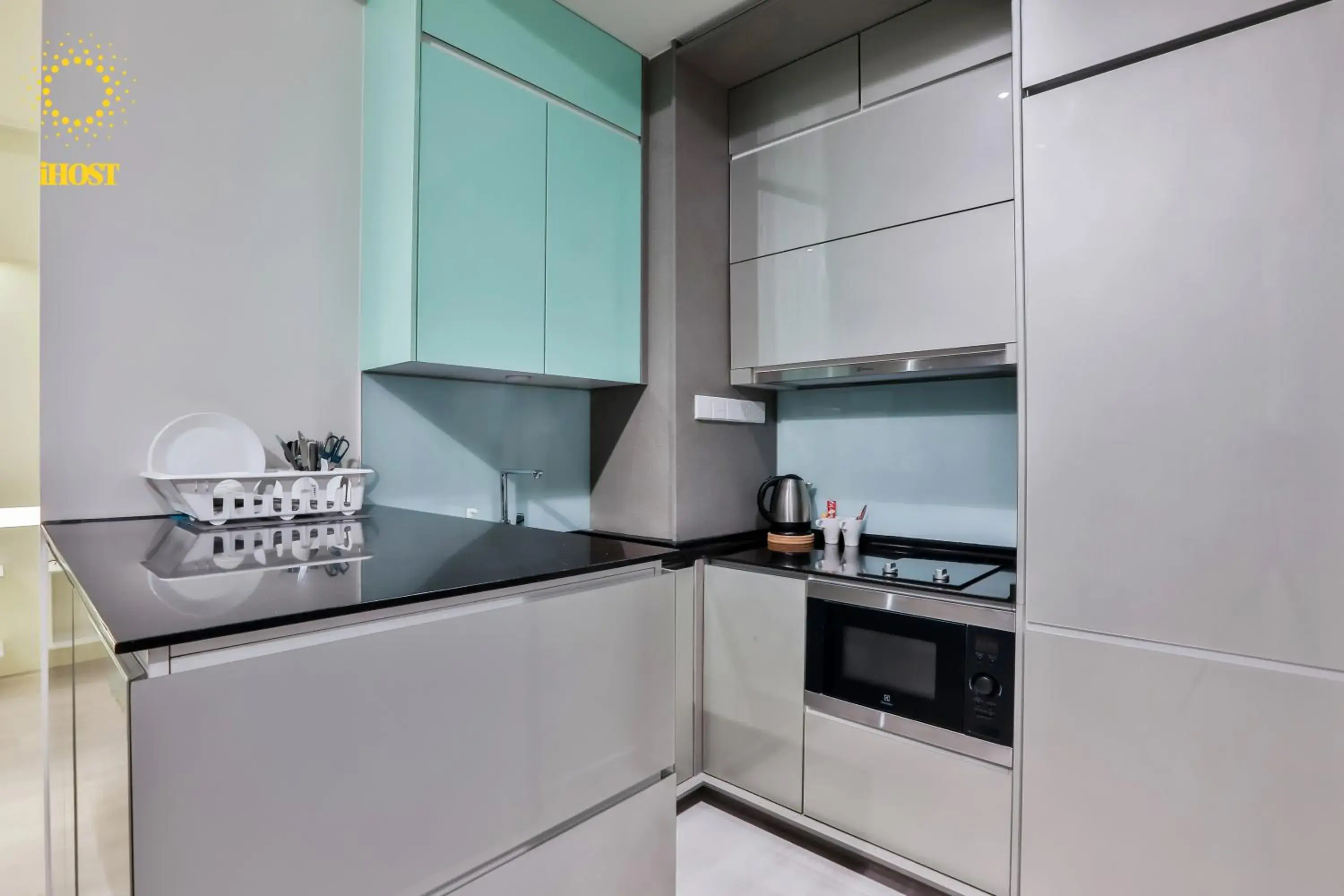 Executive Suite in Expressionz 48th floor Sky Pool Executive Suite in Expressionz 48th floor Sky Pool