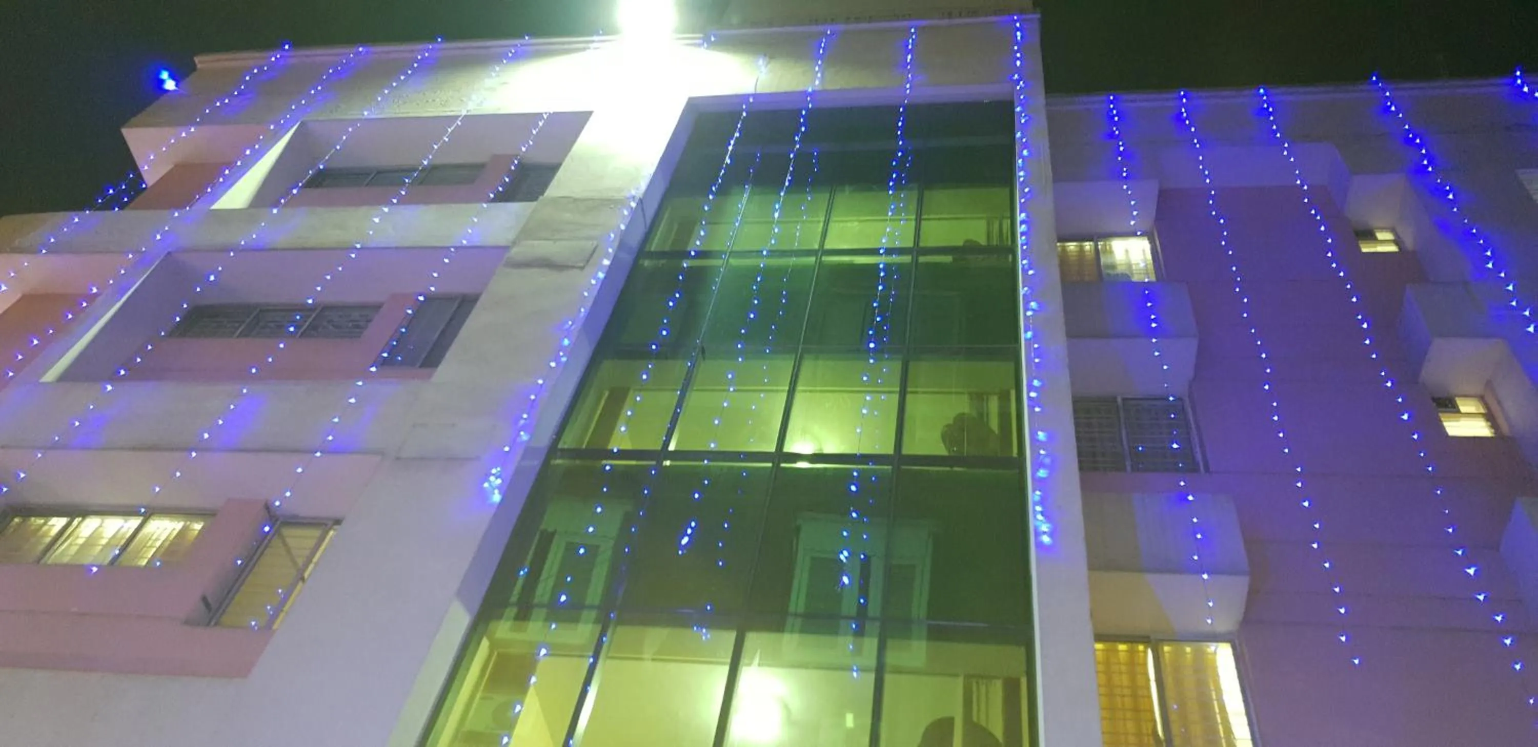 Property building in The Salvation Army RED SHIELD GUEST HOUSE