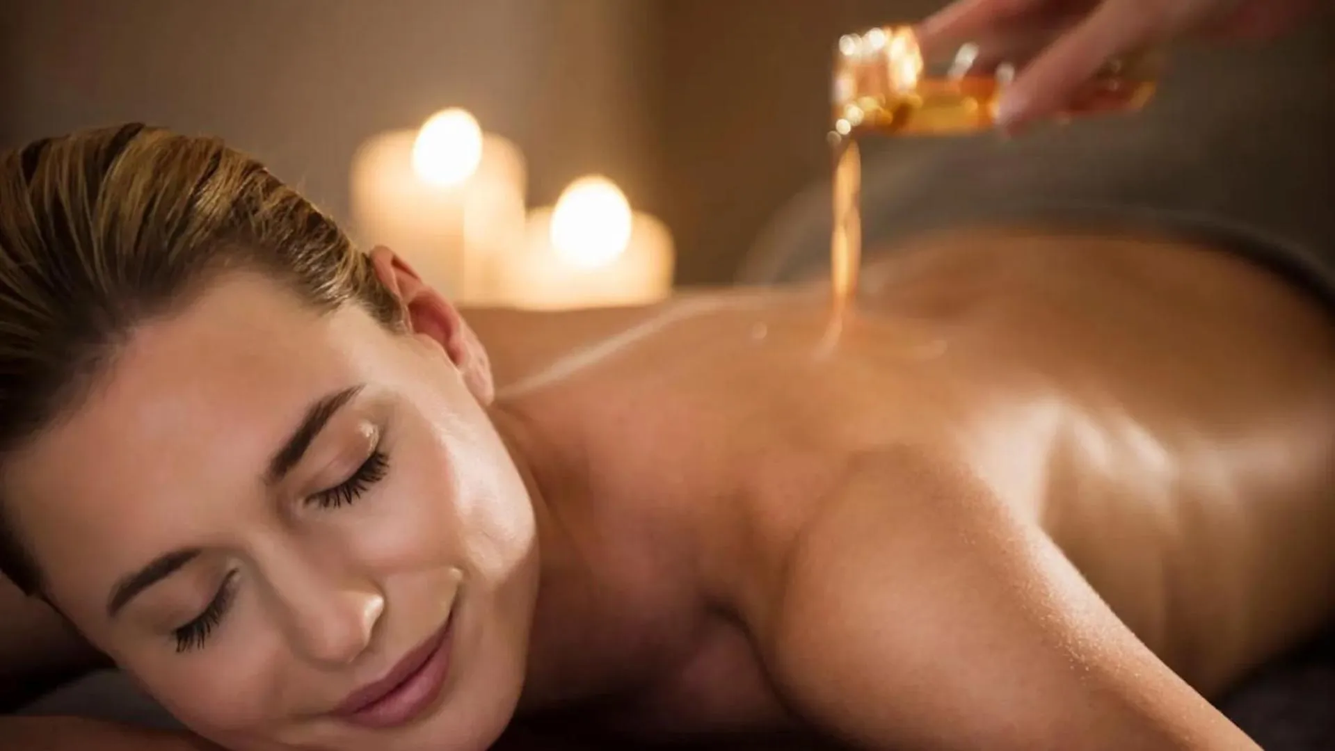 Massage in Harmon House - Hotel & Spa