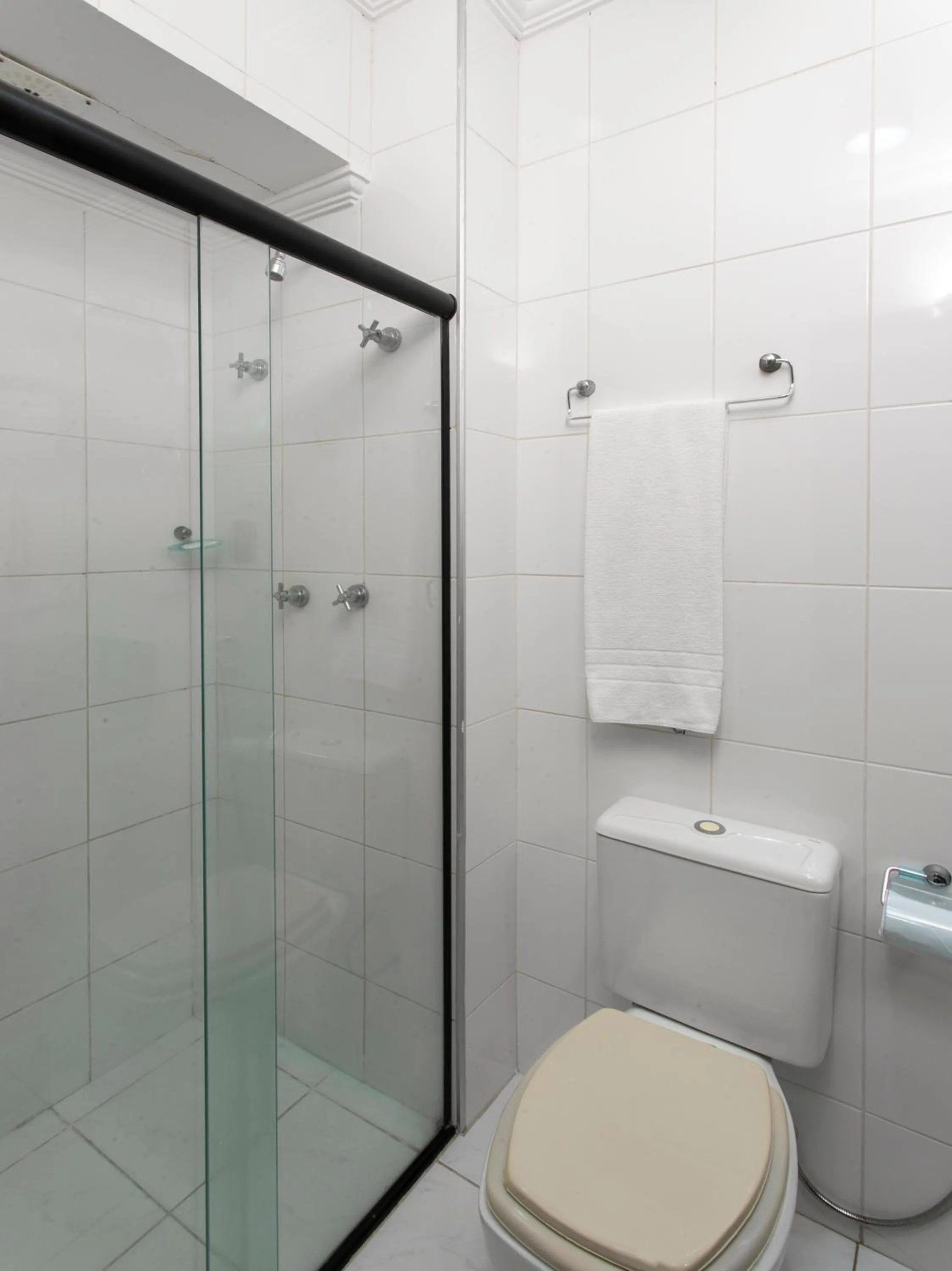 Bathroom in Polo Hotel