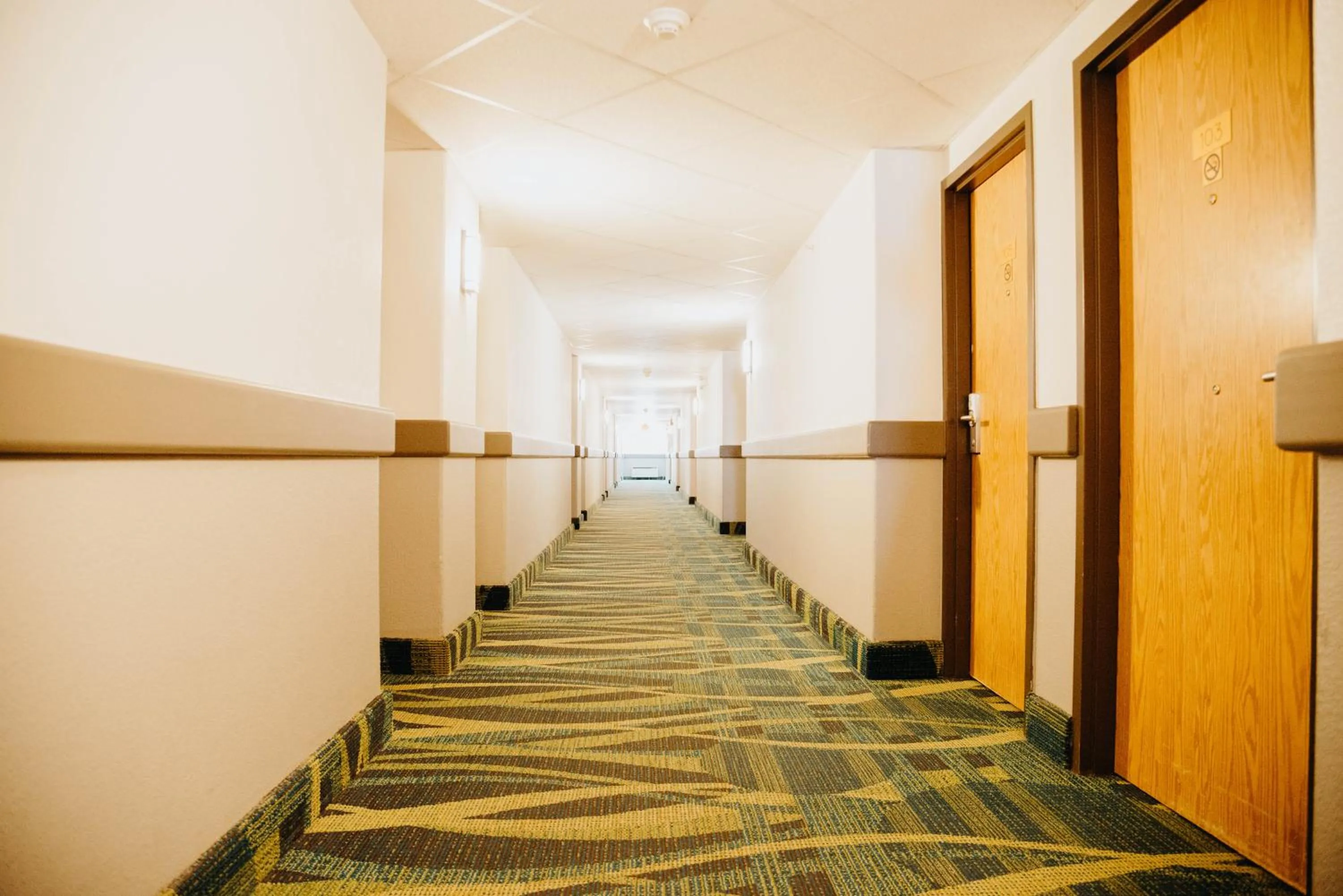 Super 8 by Wyndham Revelstoke BC