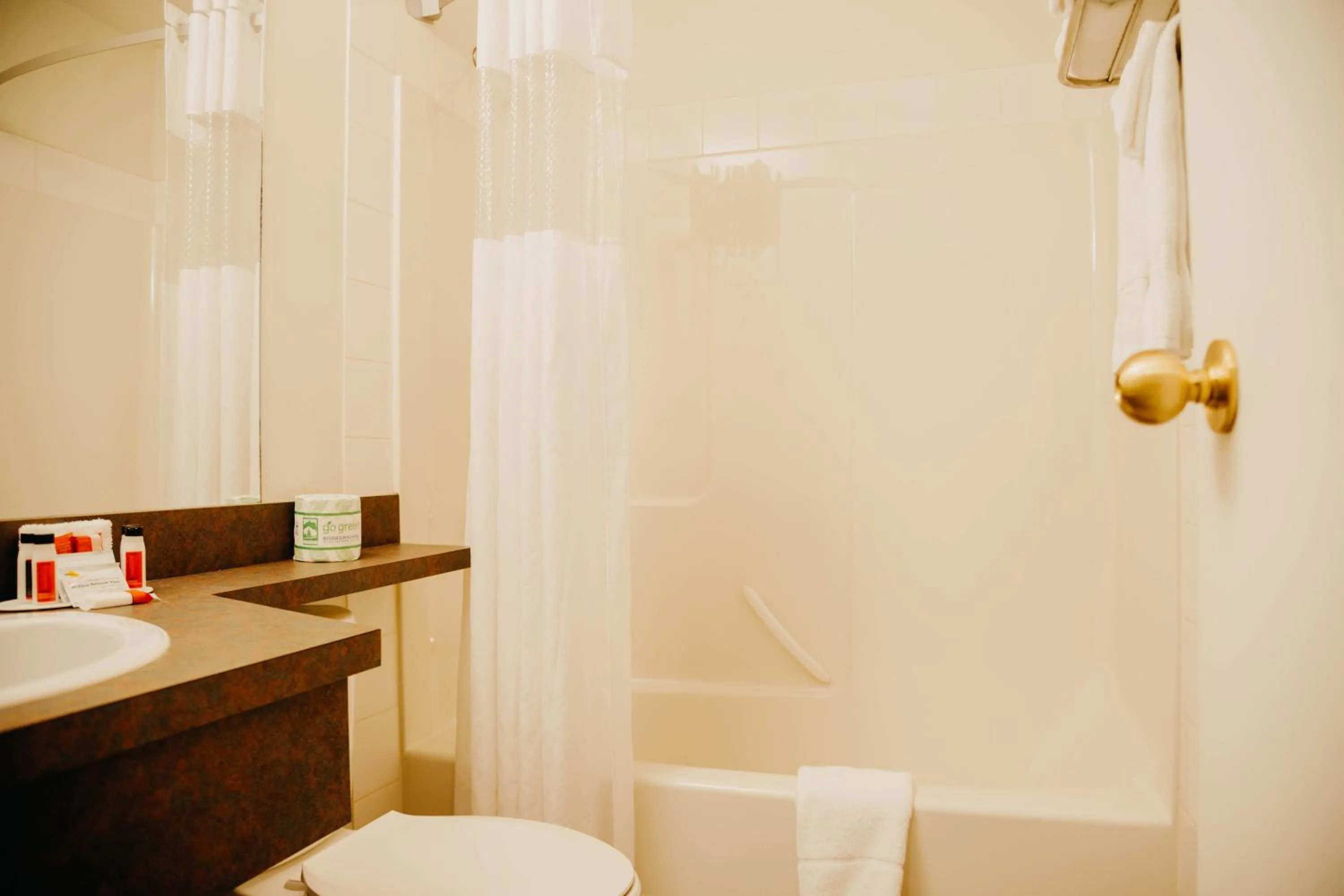 Super 8 by Wyndham Revelstoke BC