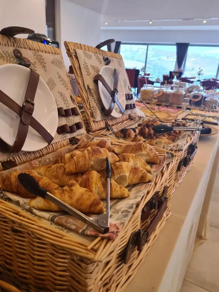 Breakfast in Delfim Douro Hotel