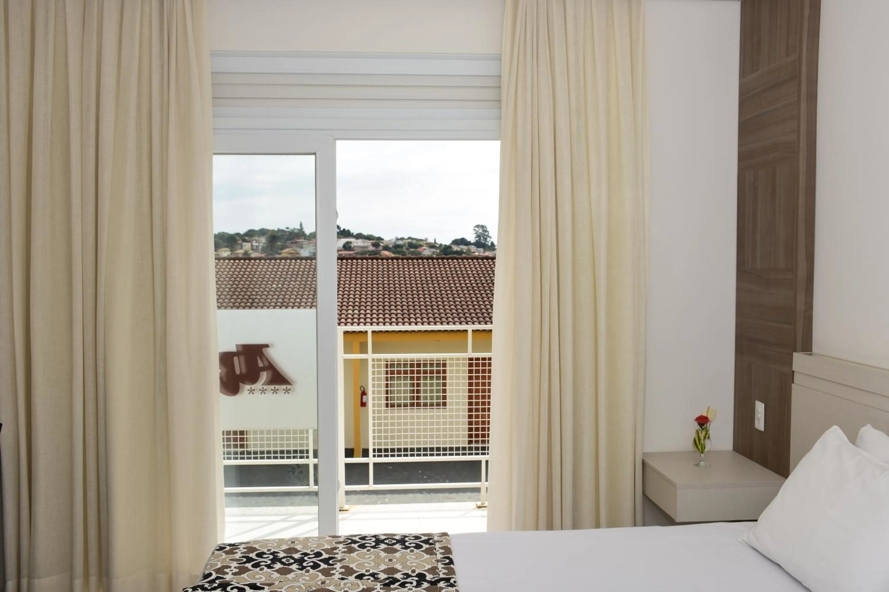 View (from property/room), Bed in Atibaia Residence Hotel & Resort