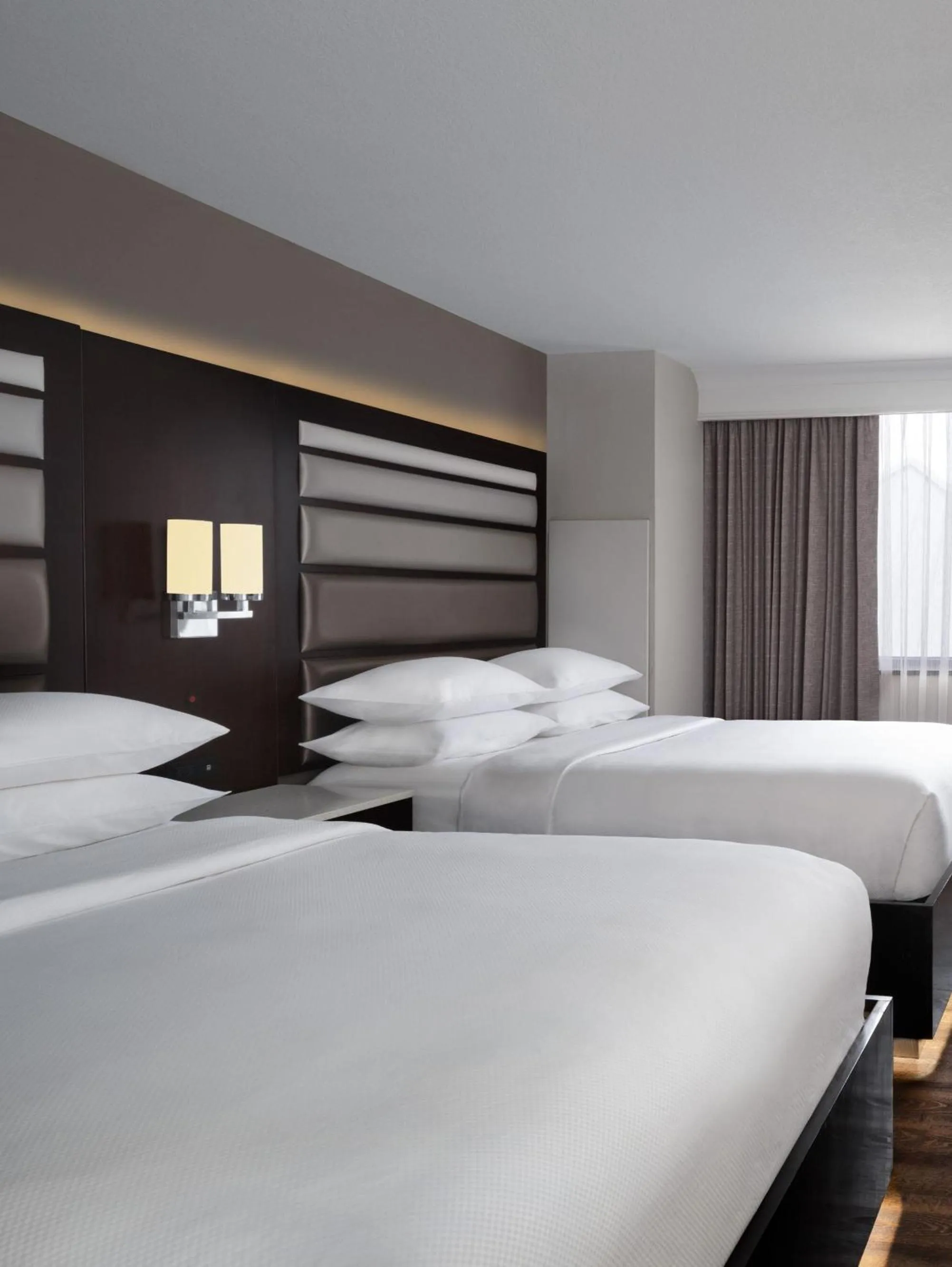 Bed in Delta Hotels by Marriott Jacksonville Deerwood