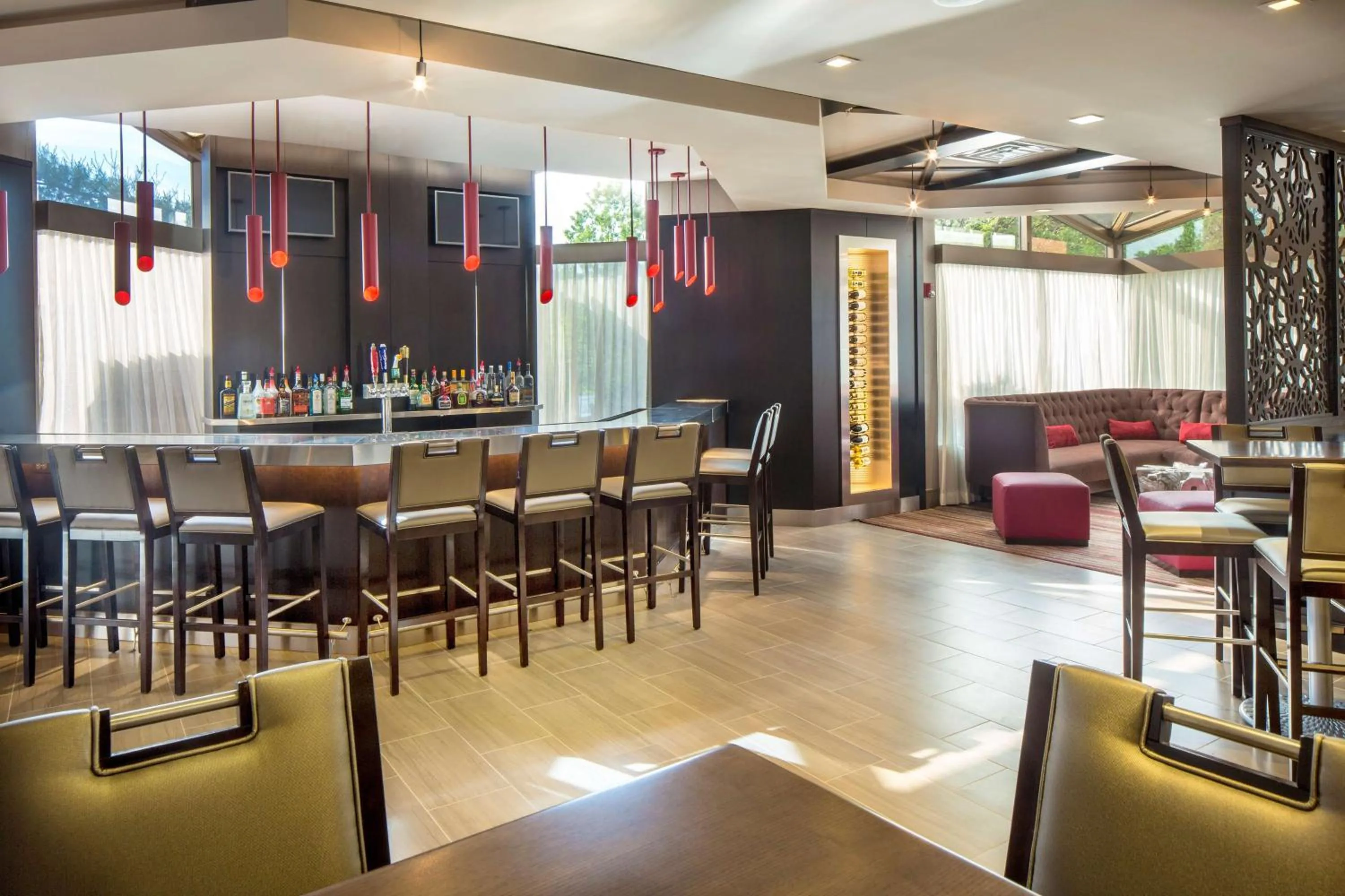 Lounge or bar in DoubleTree by Hilton Hotel Largo Washington DC