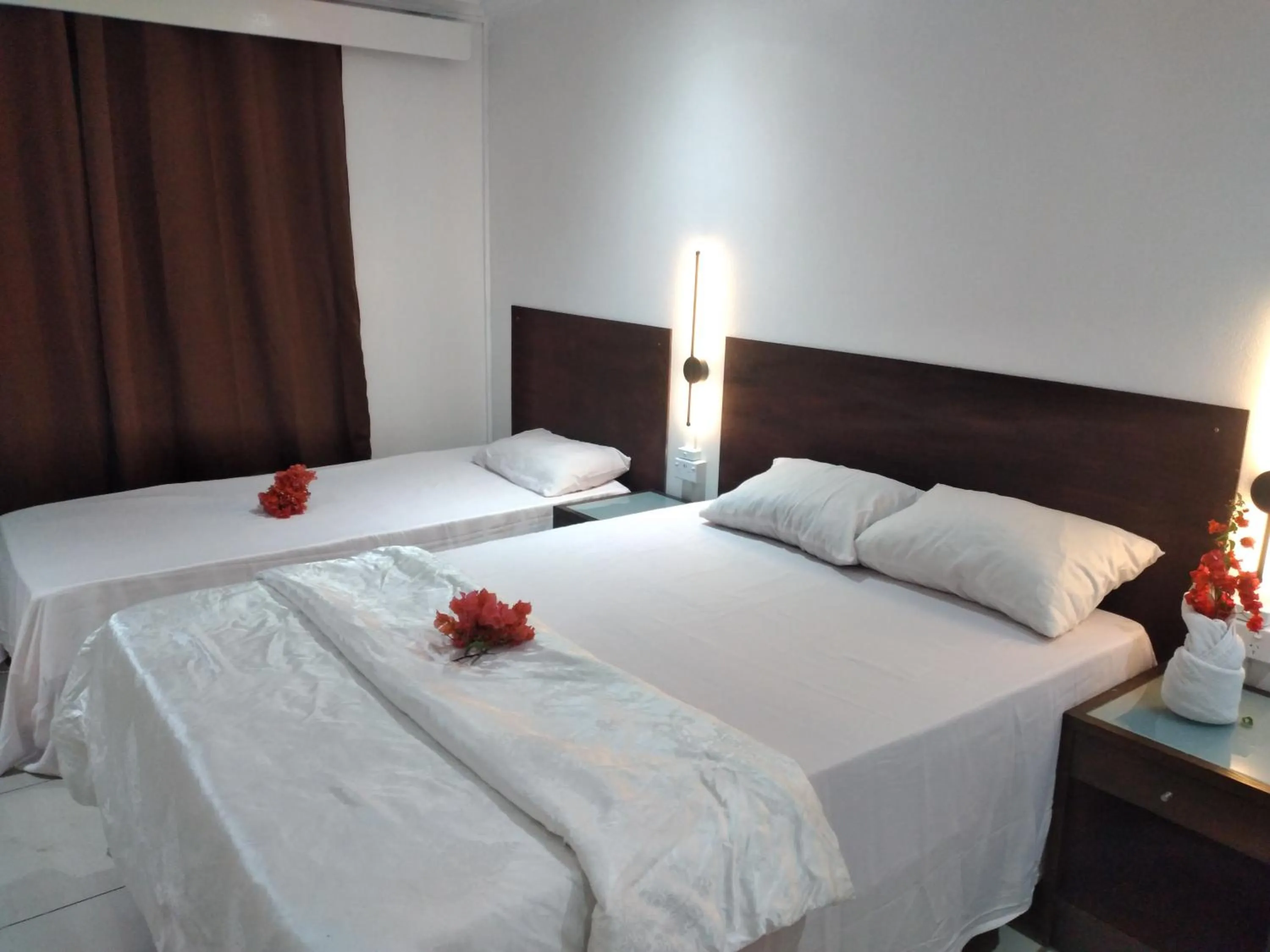 Bed in Nadi Airport Transit Hotel