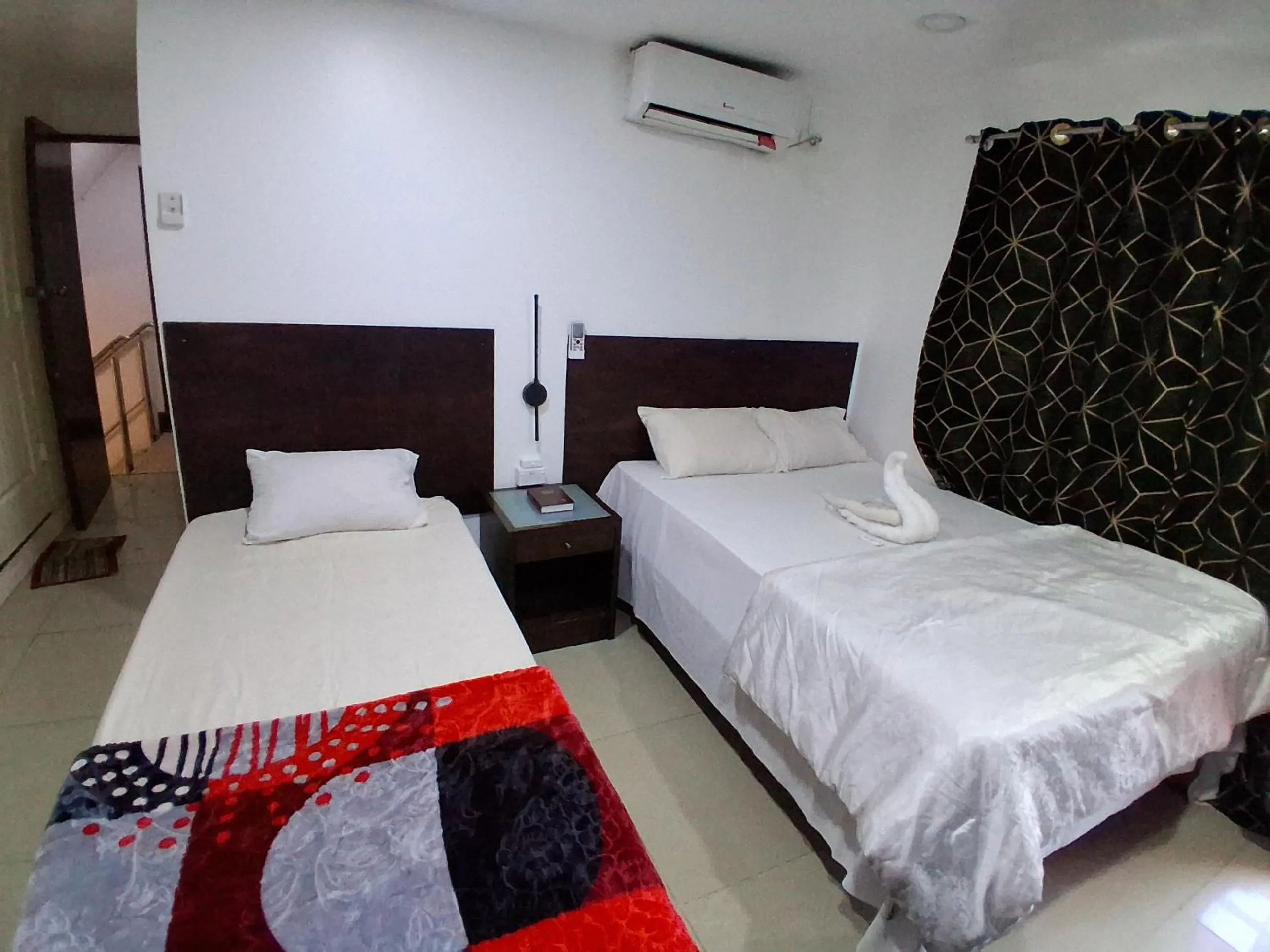 Bed in Nadi Airport Transit Hotel