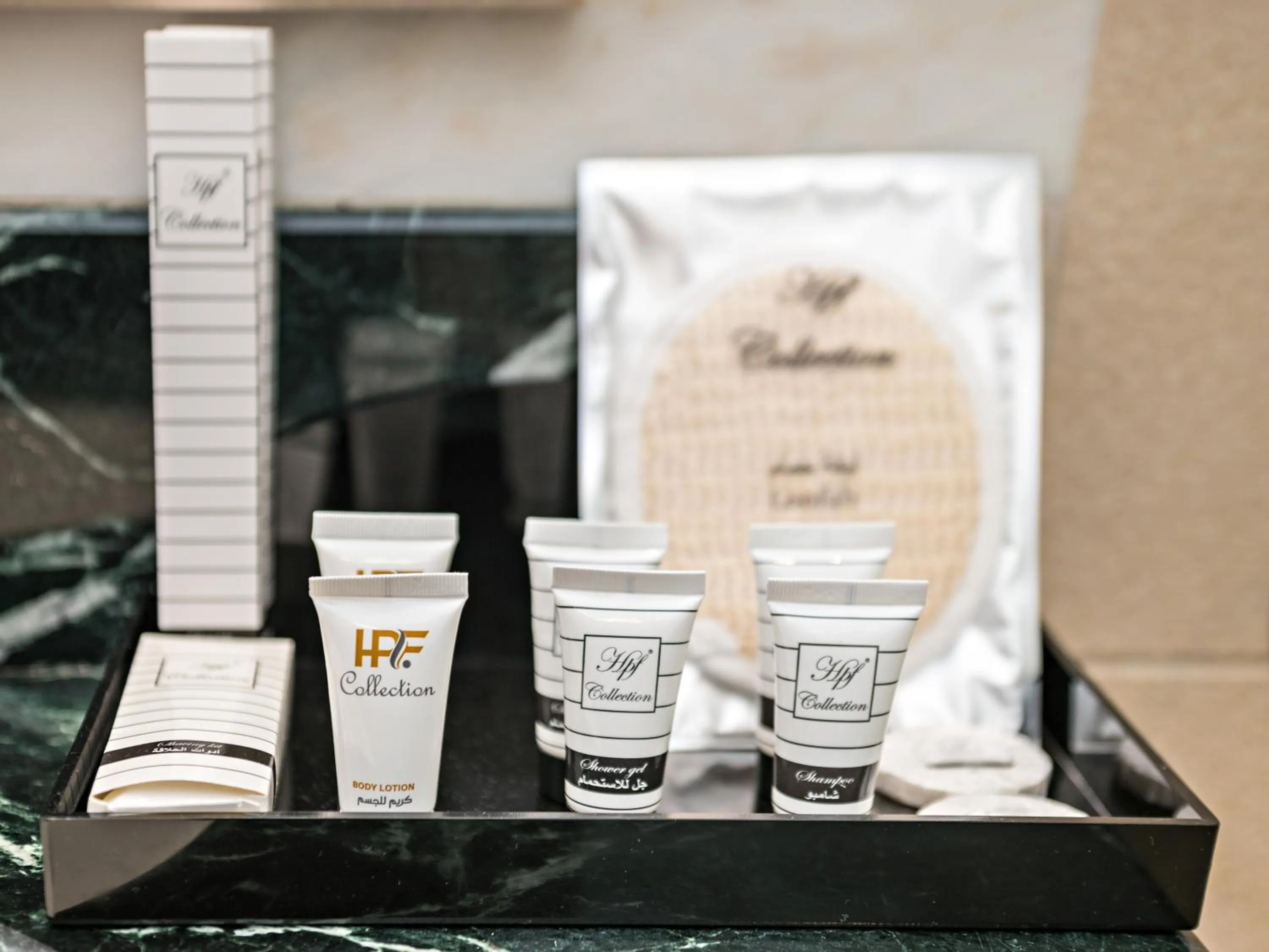 Bathroom in Jiwar Almasi Hotel