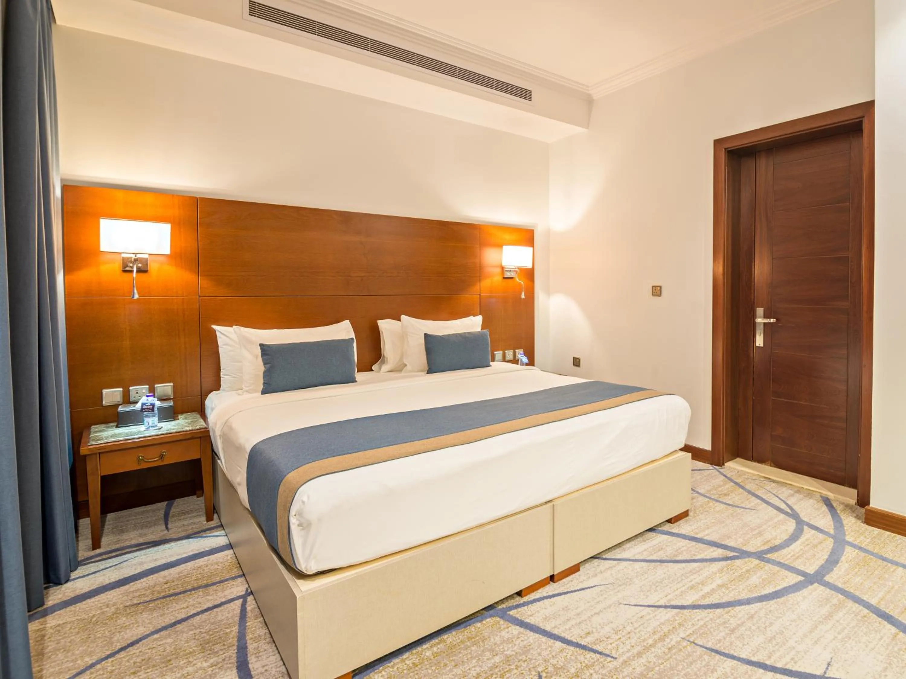 Bed in Jiwar Almasi Hotel