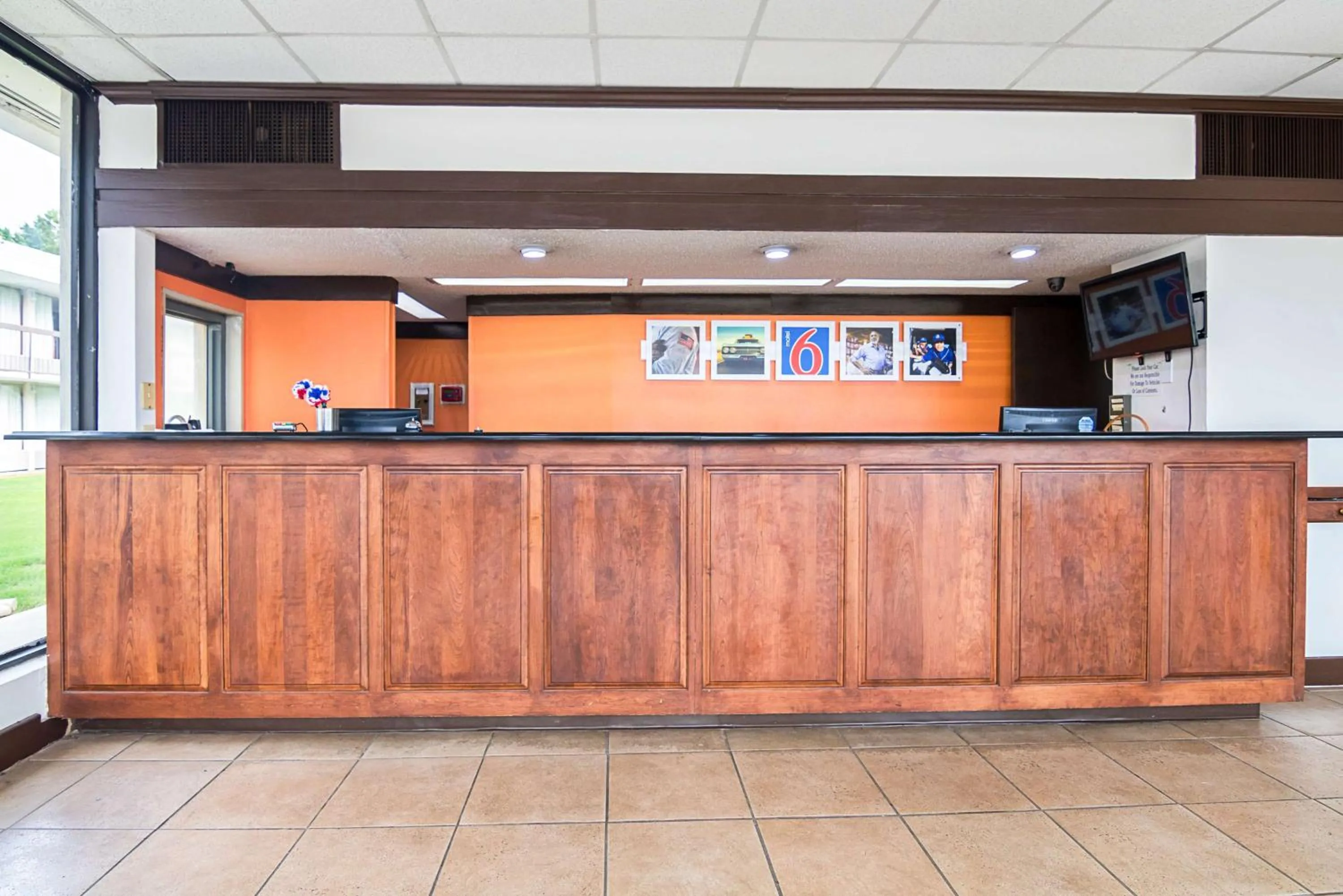 Lobby or reception in Motel 6-Conyers, GA