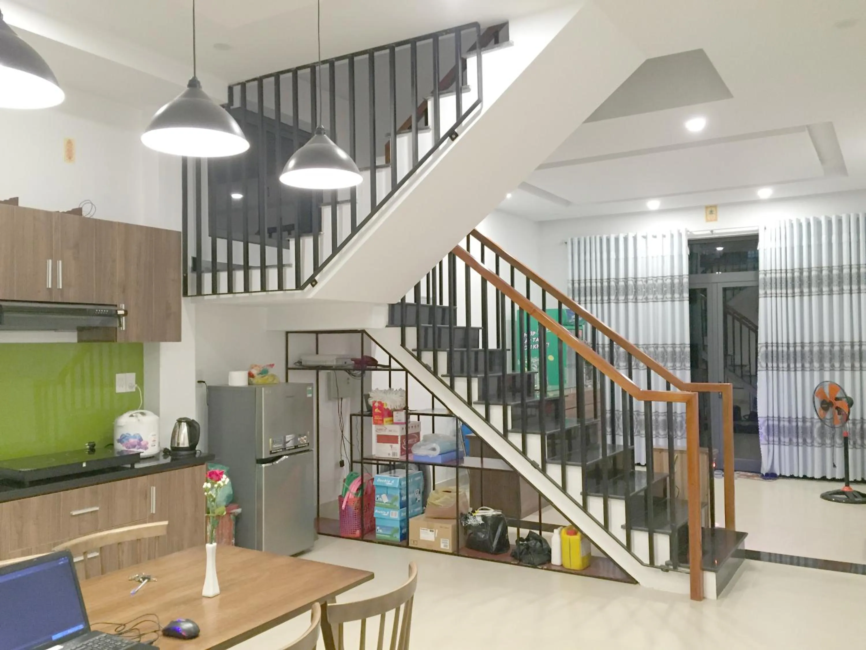 Communal kitchen in candyinn