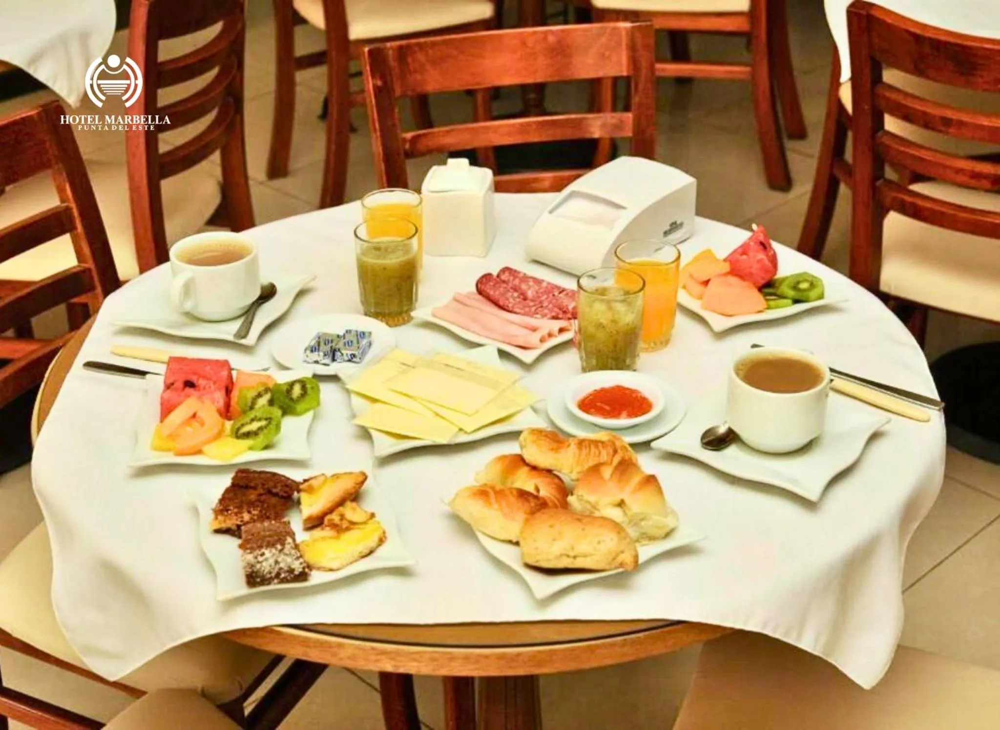 Food and drinks in Hotel Marbella