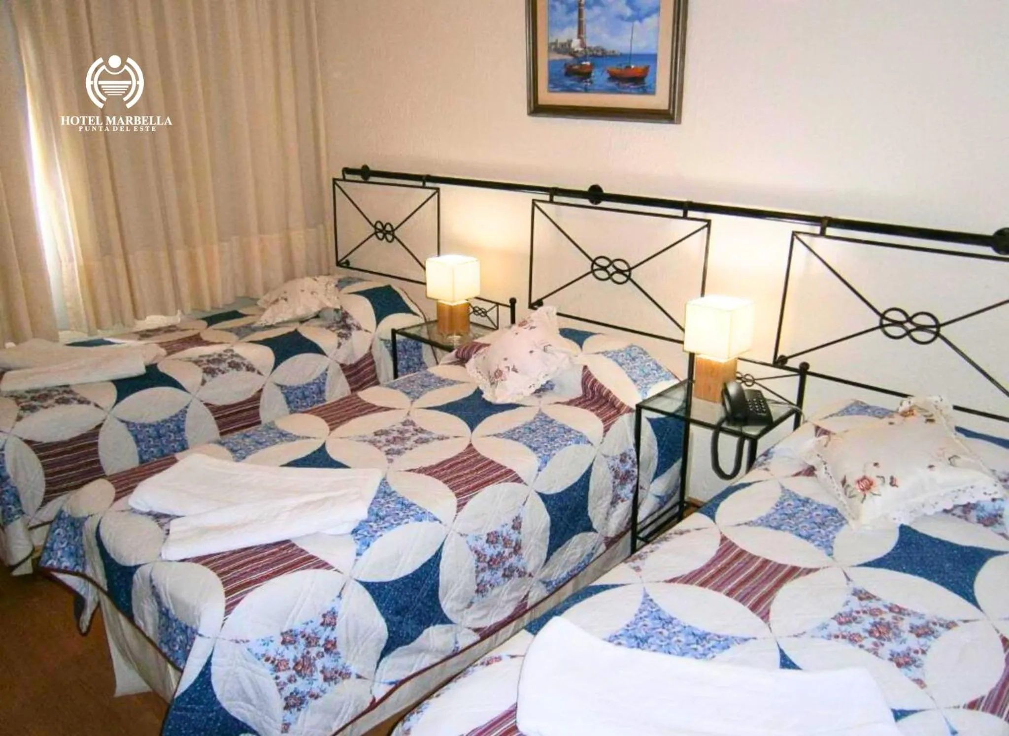 Bed in Hotel Marbella