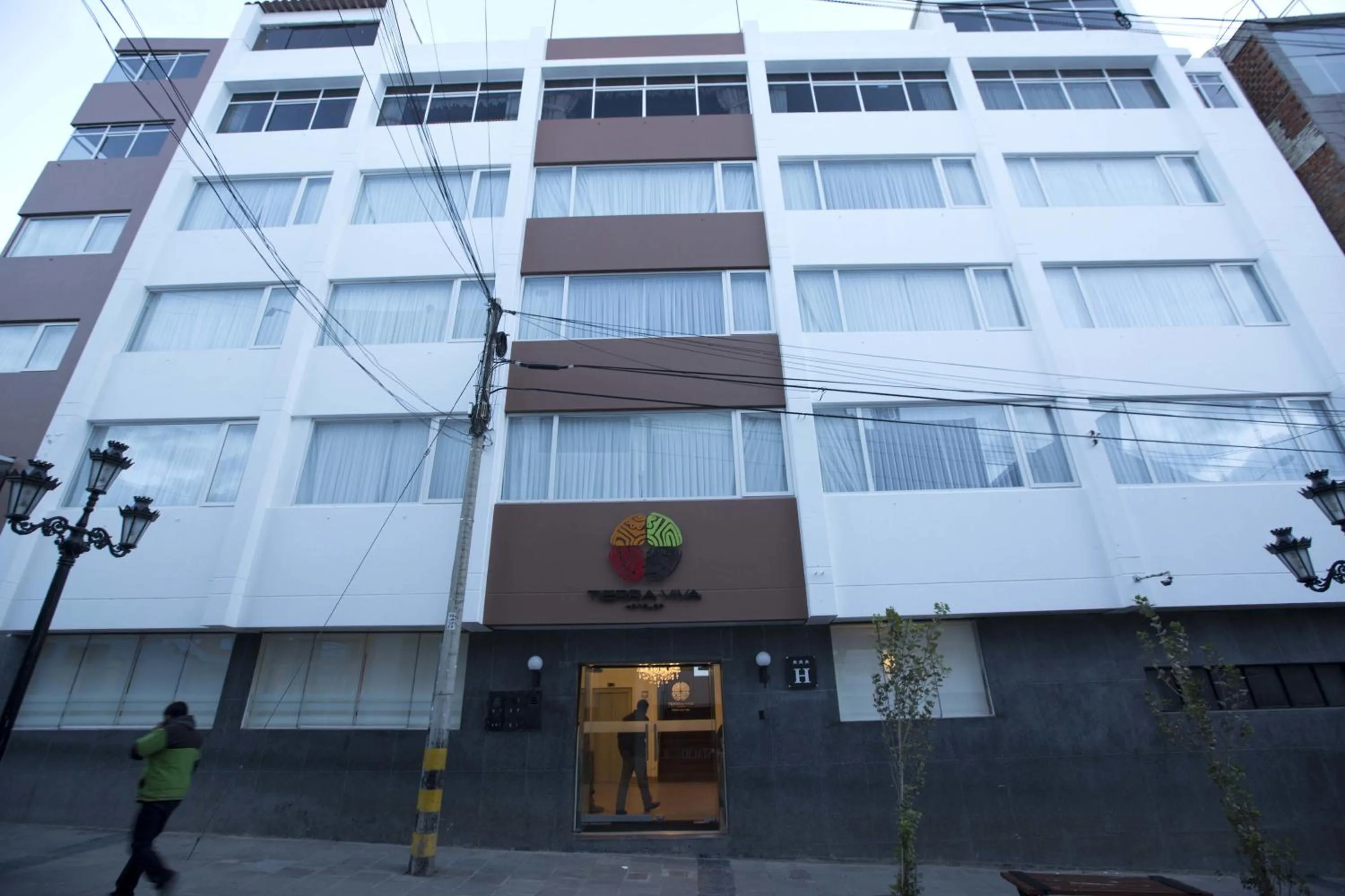 Property building in Tierra Viva Puno Plaza