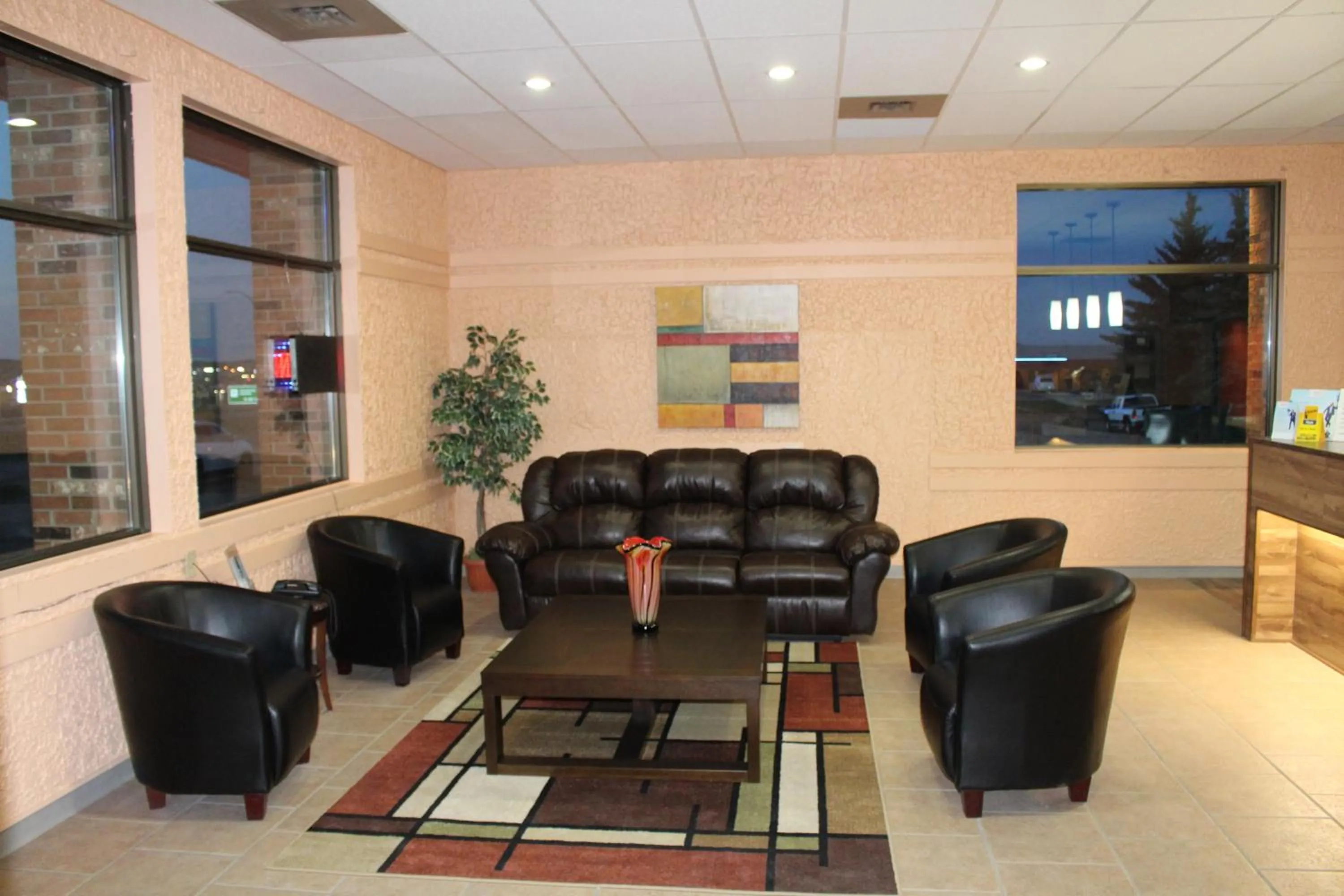 Lobby or reception in Travelodge by Wyndham Swift Current