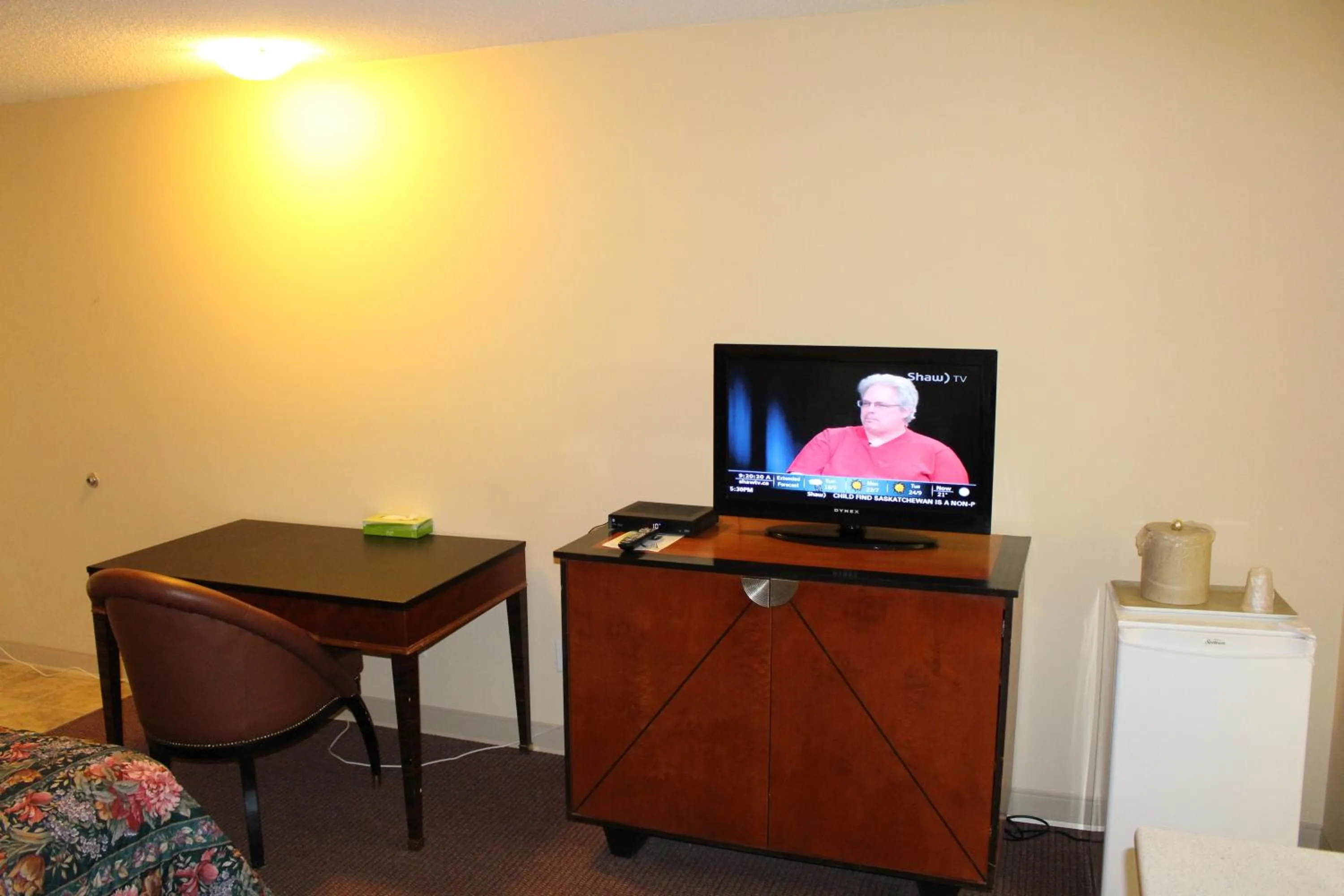 TV and multimedia in Travelodge by Wyndham Swift Current
