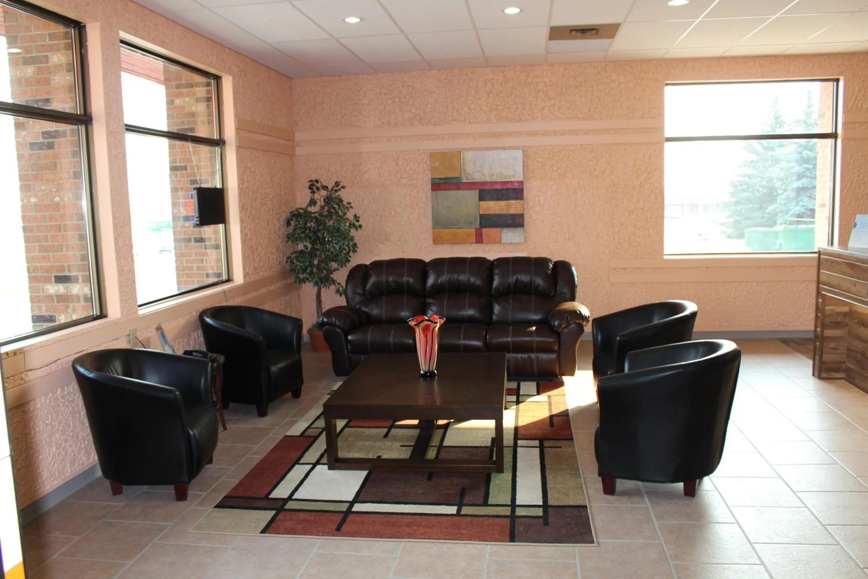 Lobby or reception in Travelodge by Wyndham Swift Current