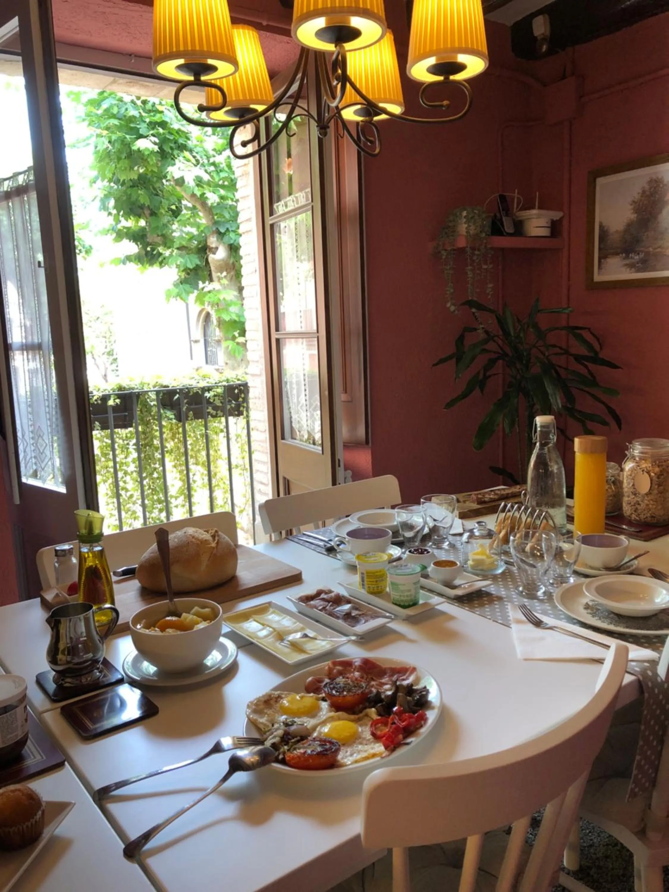 Breakfast in Escloper B&B