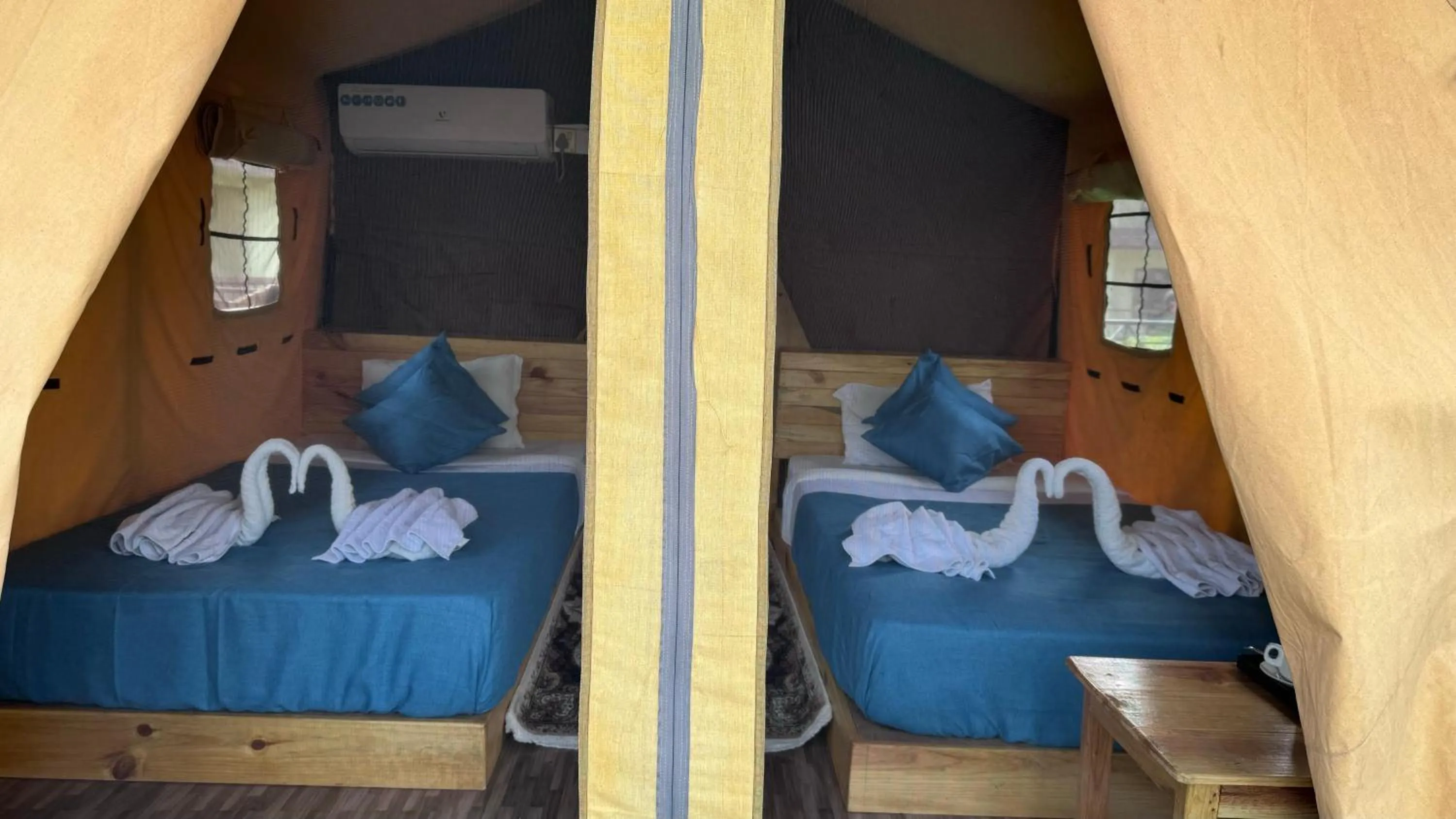 Bed in Jungle Wildlife Camp