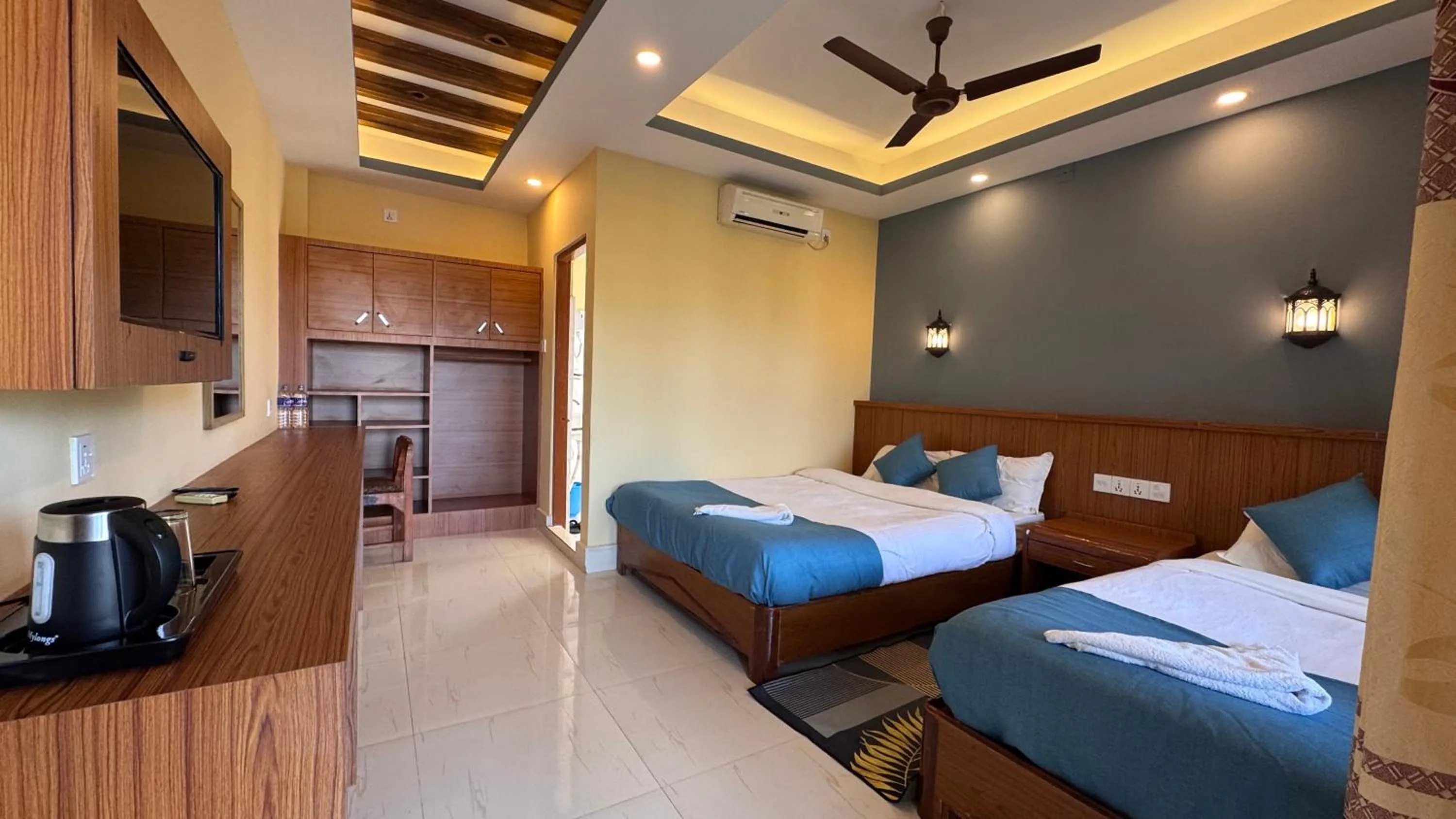 Bed in Jungle Wildlife Camp