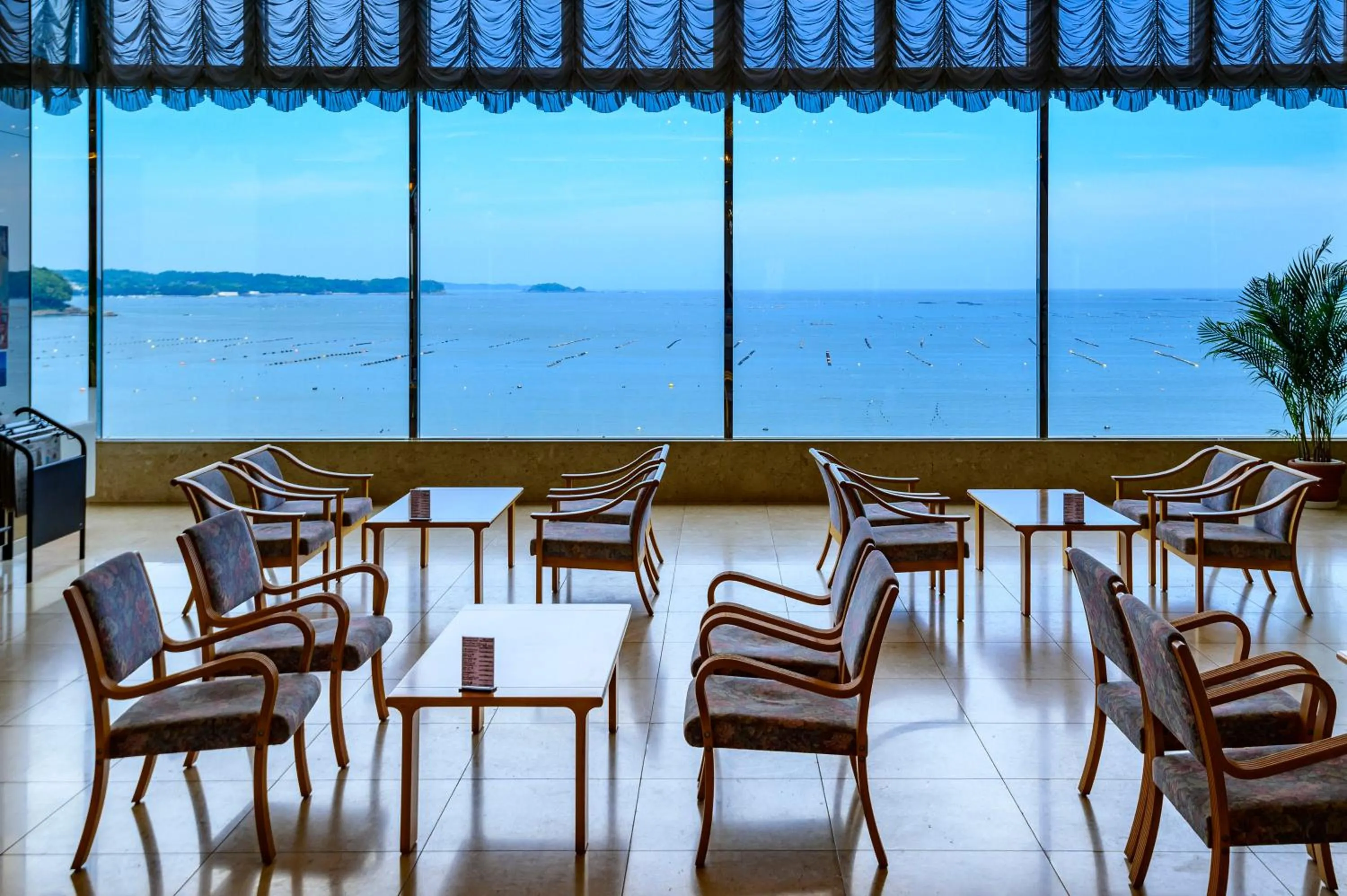 Lounge or bar in Minami Sanriku Hotel kanyo