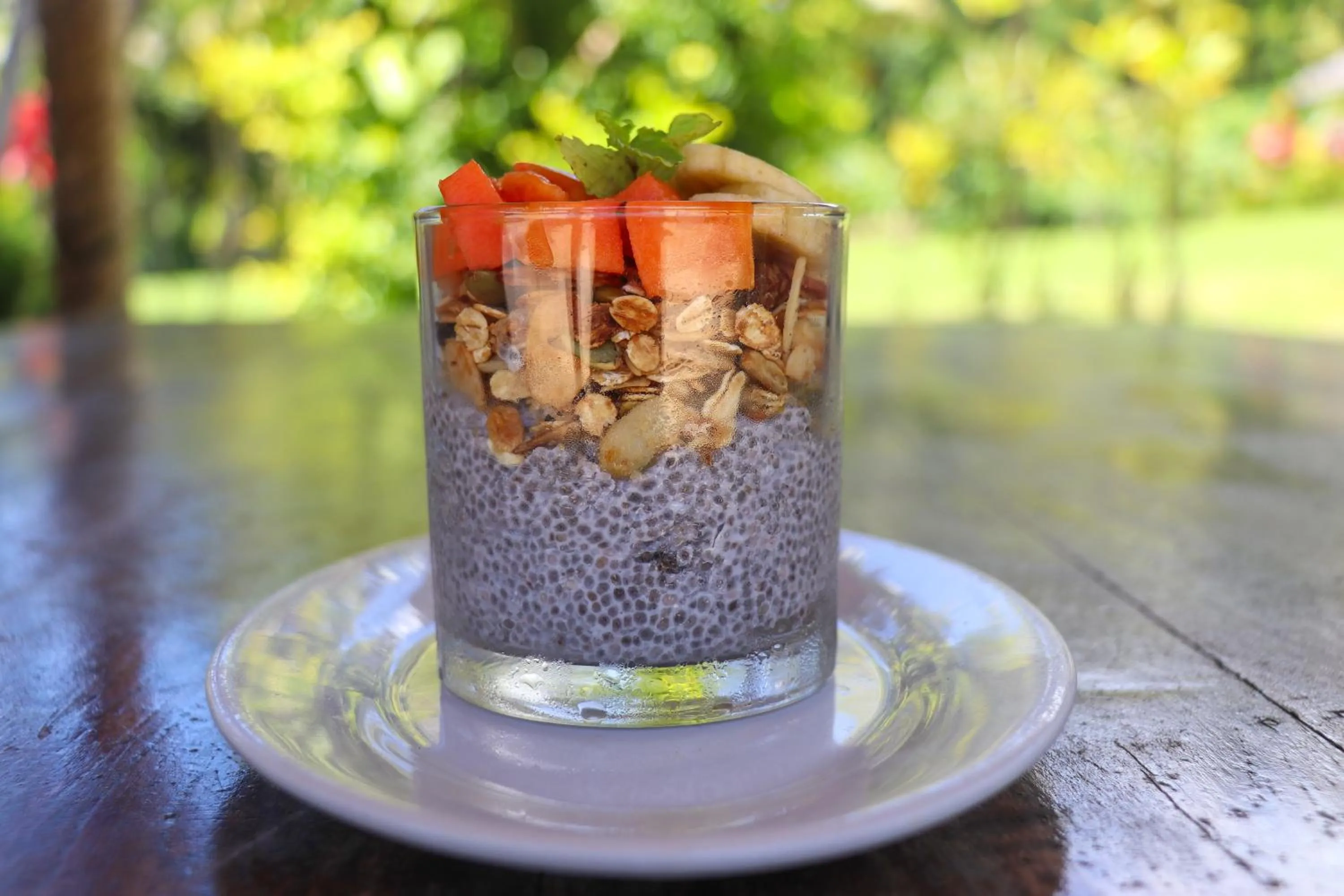 Food and drinks in Waidroka Bay Resort