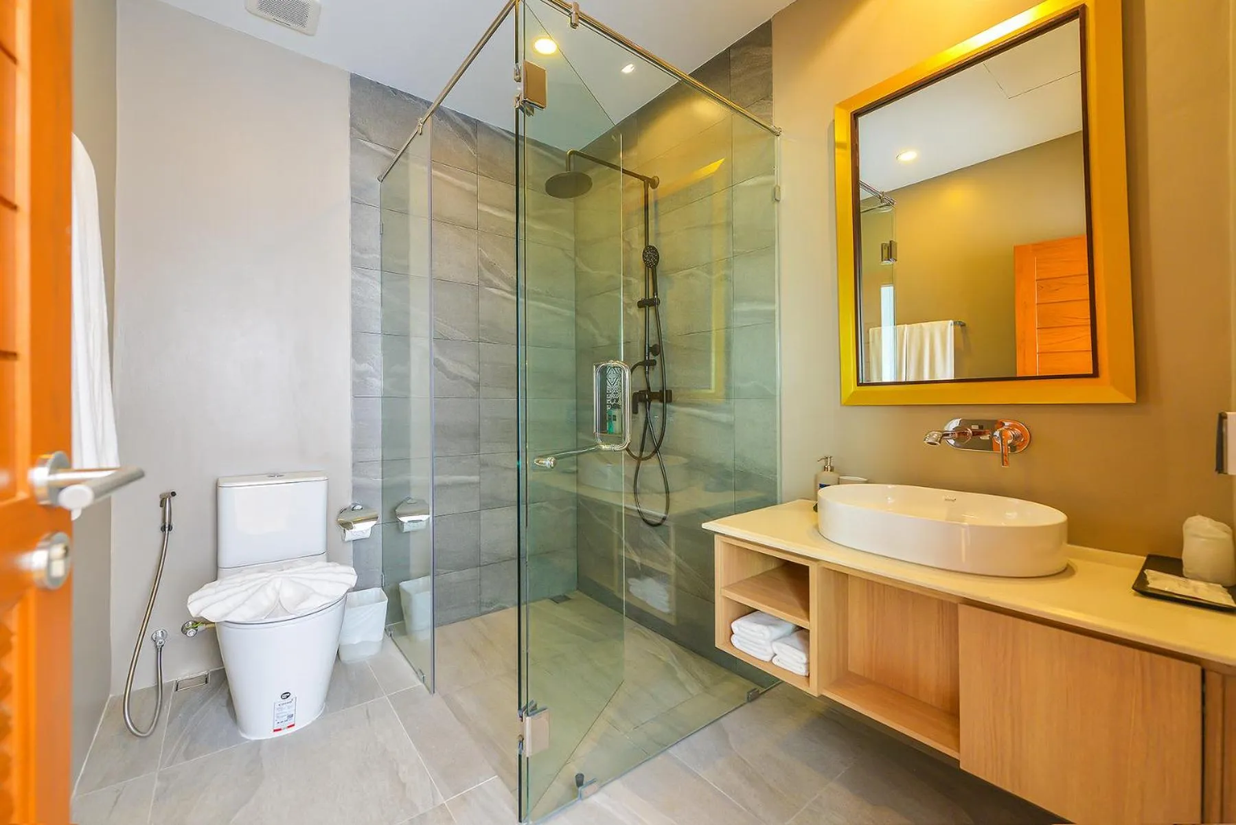 Bathroom in Le Resort and Villas