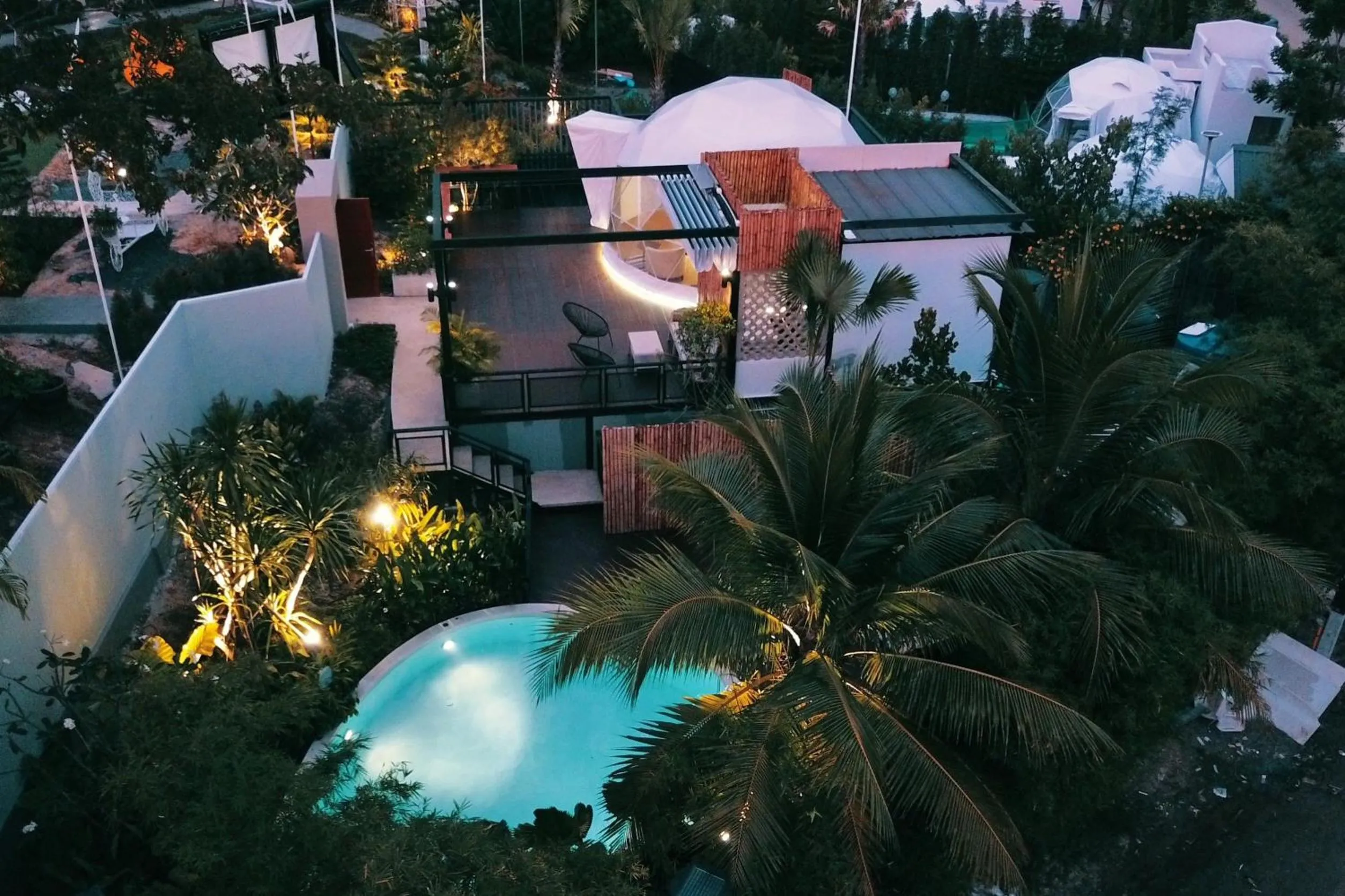 Night in Le Resort and Villas