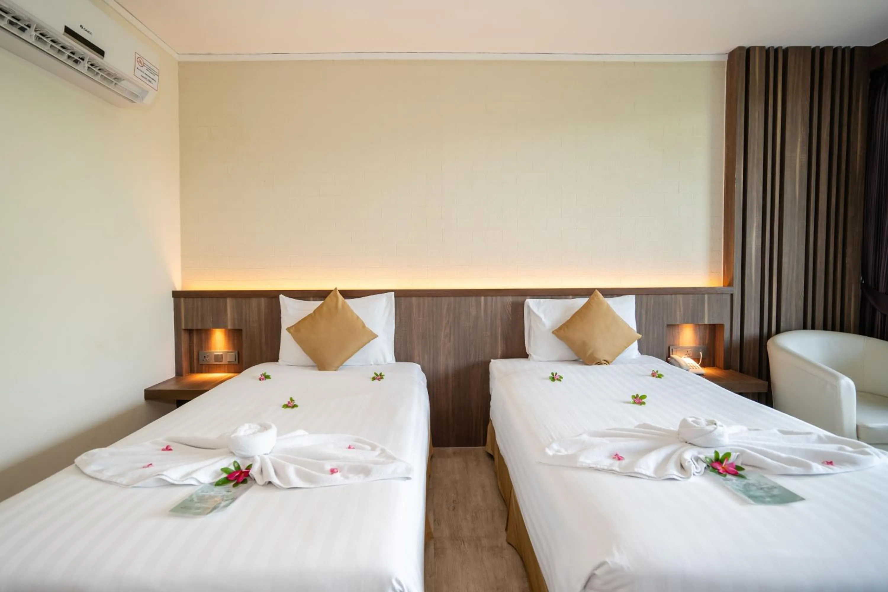 Bed in Le Resort and Villas