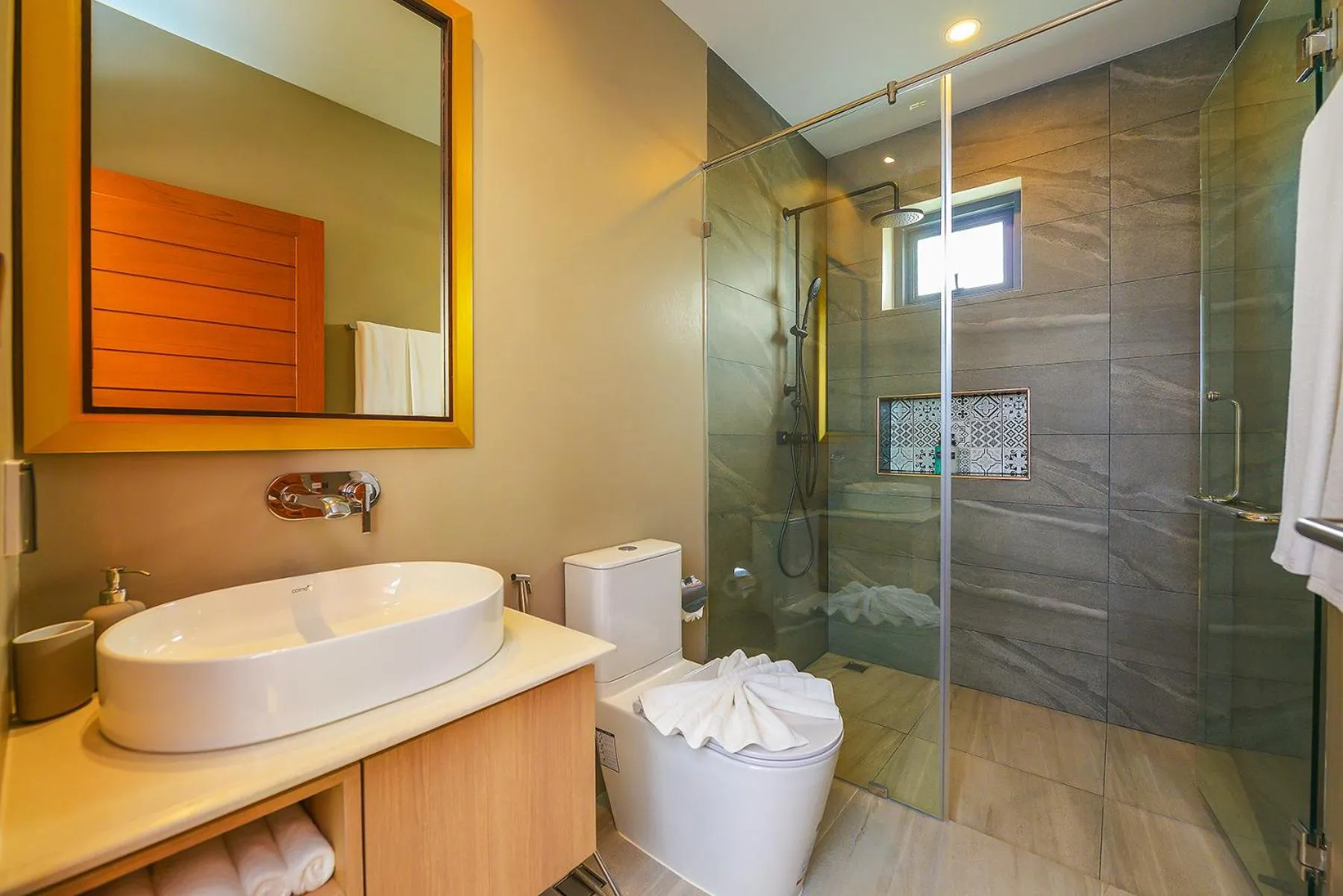 Bathroom in Le Resort and Villas