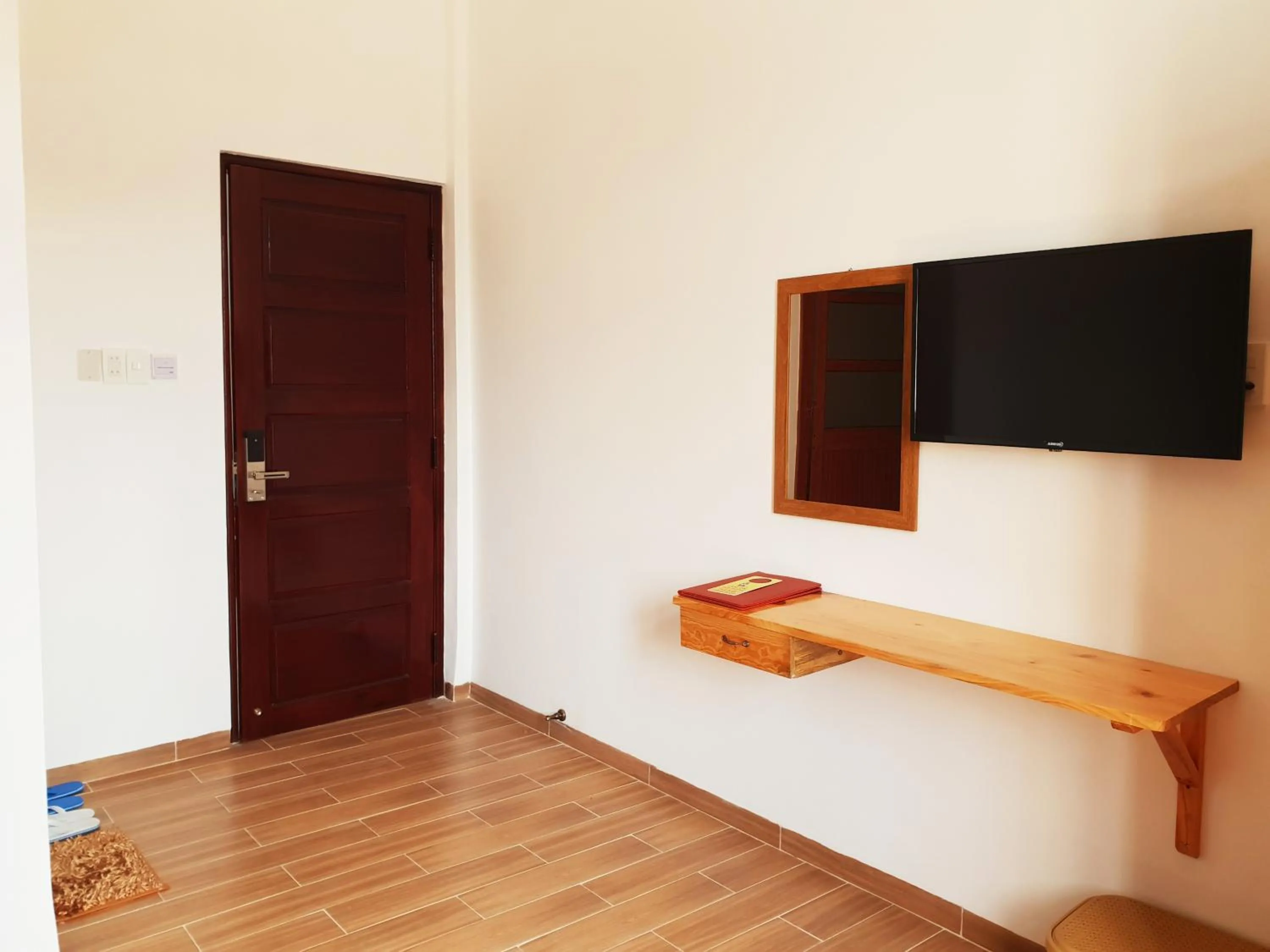 Phú tài center hotel