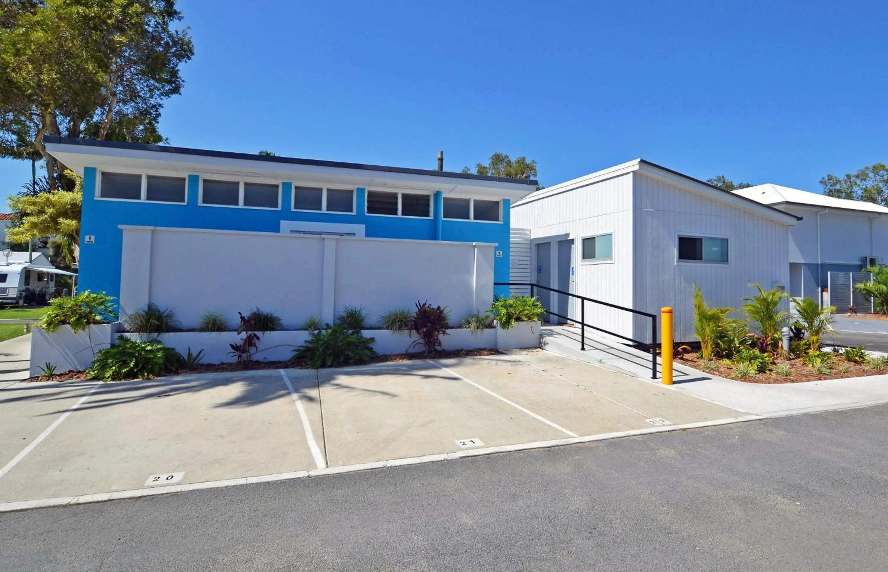 Property building in Nobby Beach Holiday Village